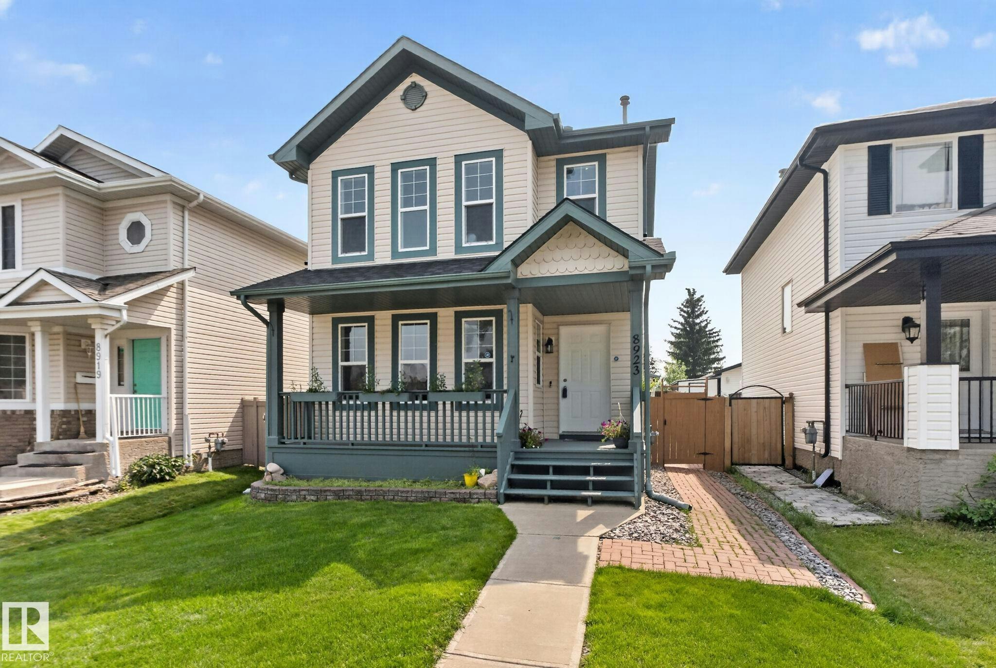 8923 173 Avenue, Edmonton, AB, T5Z 3W6