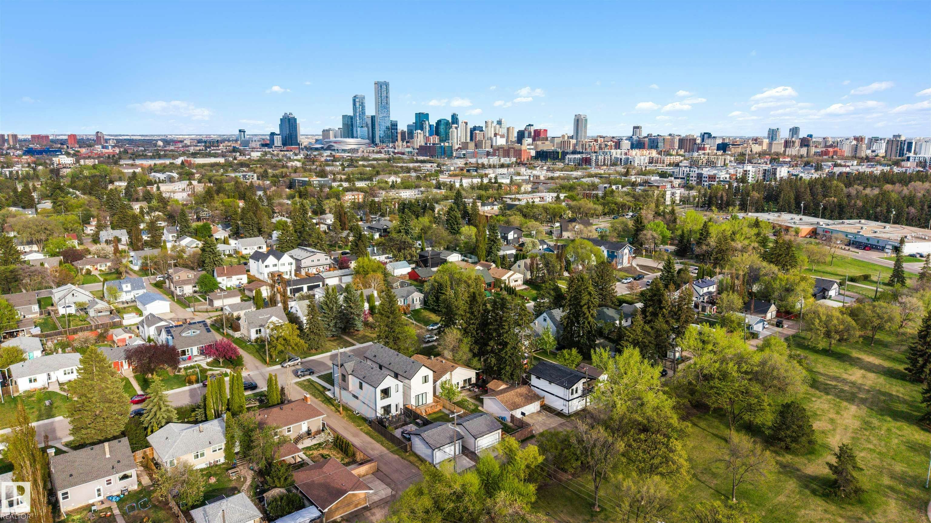 10948 118 Street, Edmonton, AB, T5H 3N9