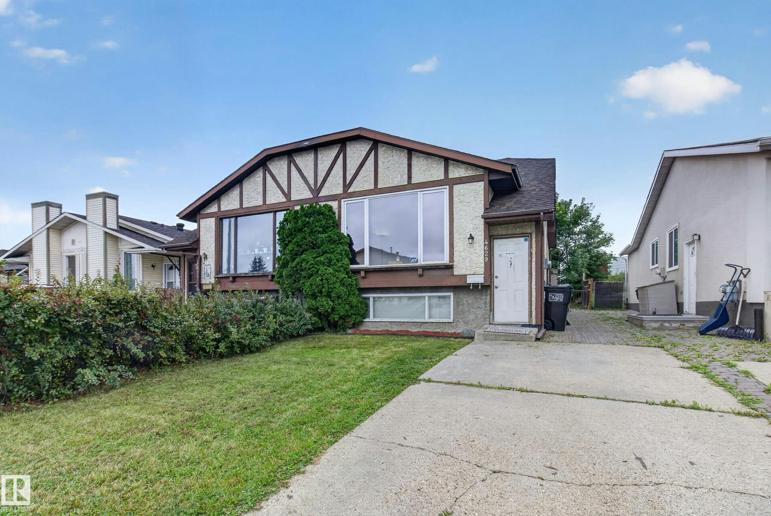 4629 126 Avenue, Edmonton, AB, T5A 4L1