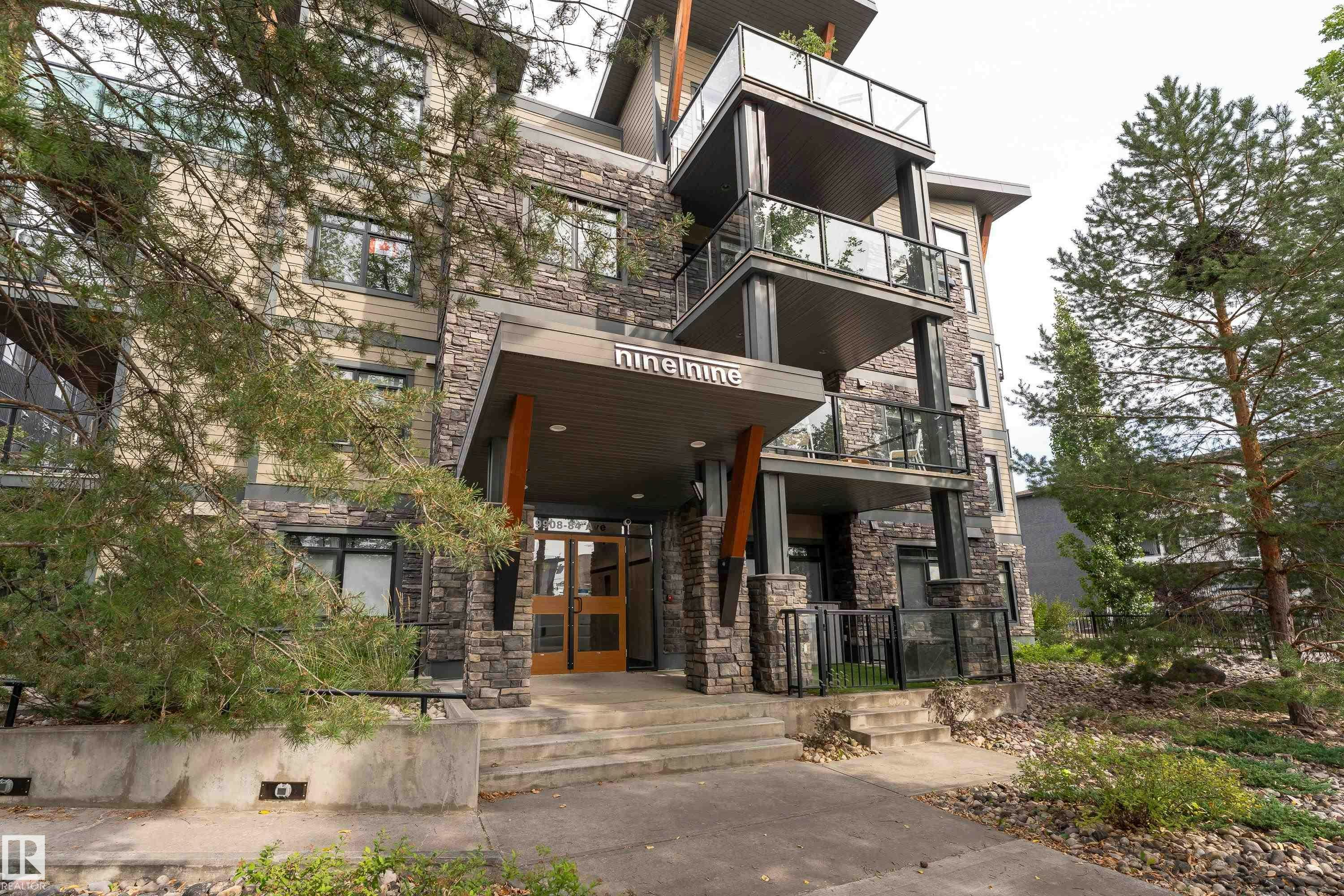 204-9908 84 Avenue, Edmonton, AB, T6E 2G3