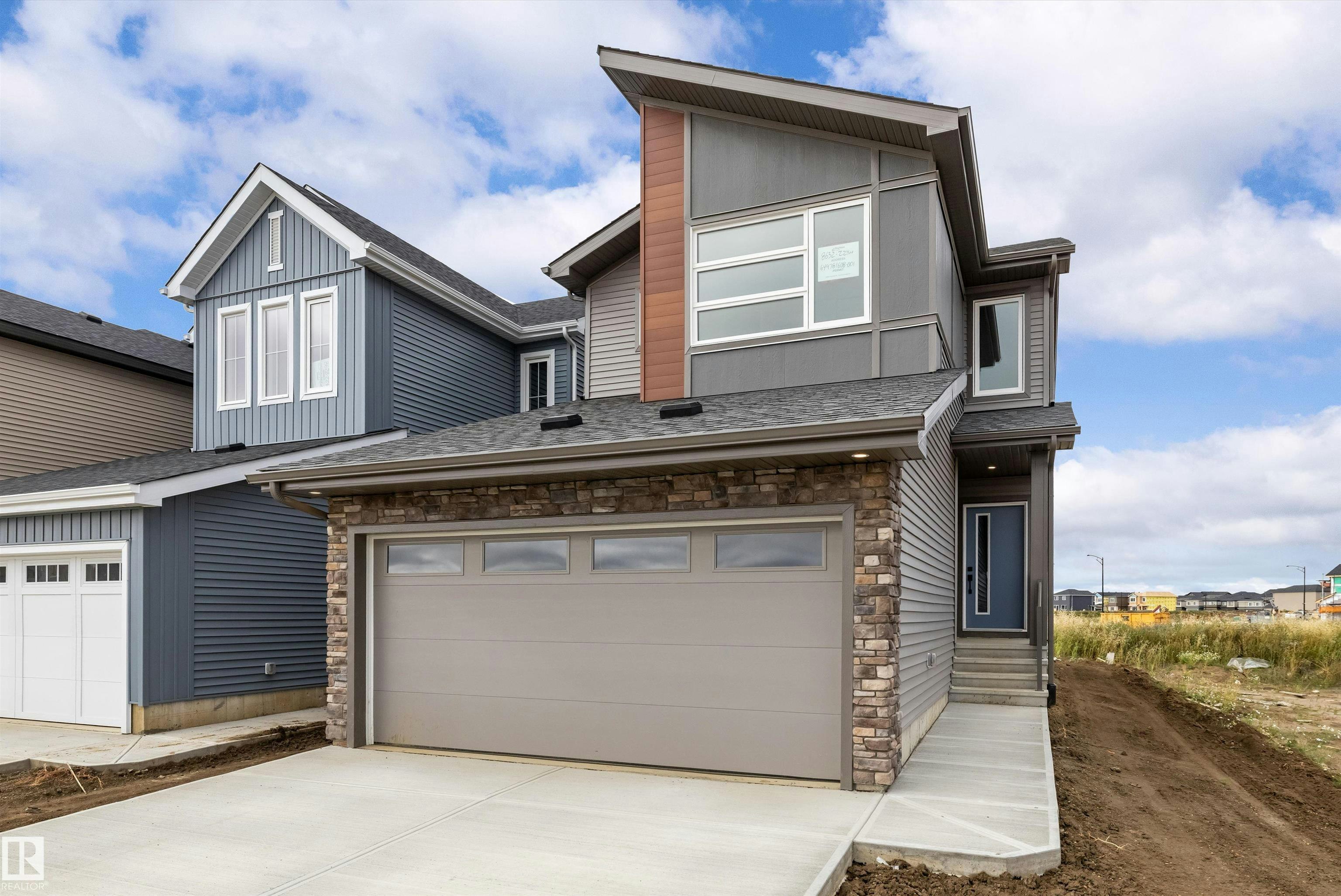 8632 224 Street, Edmonton, AB, T5T 7Z8
