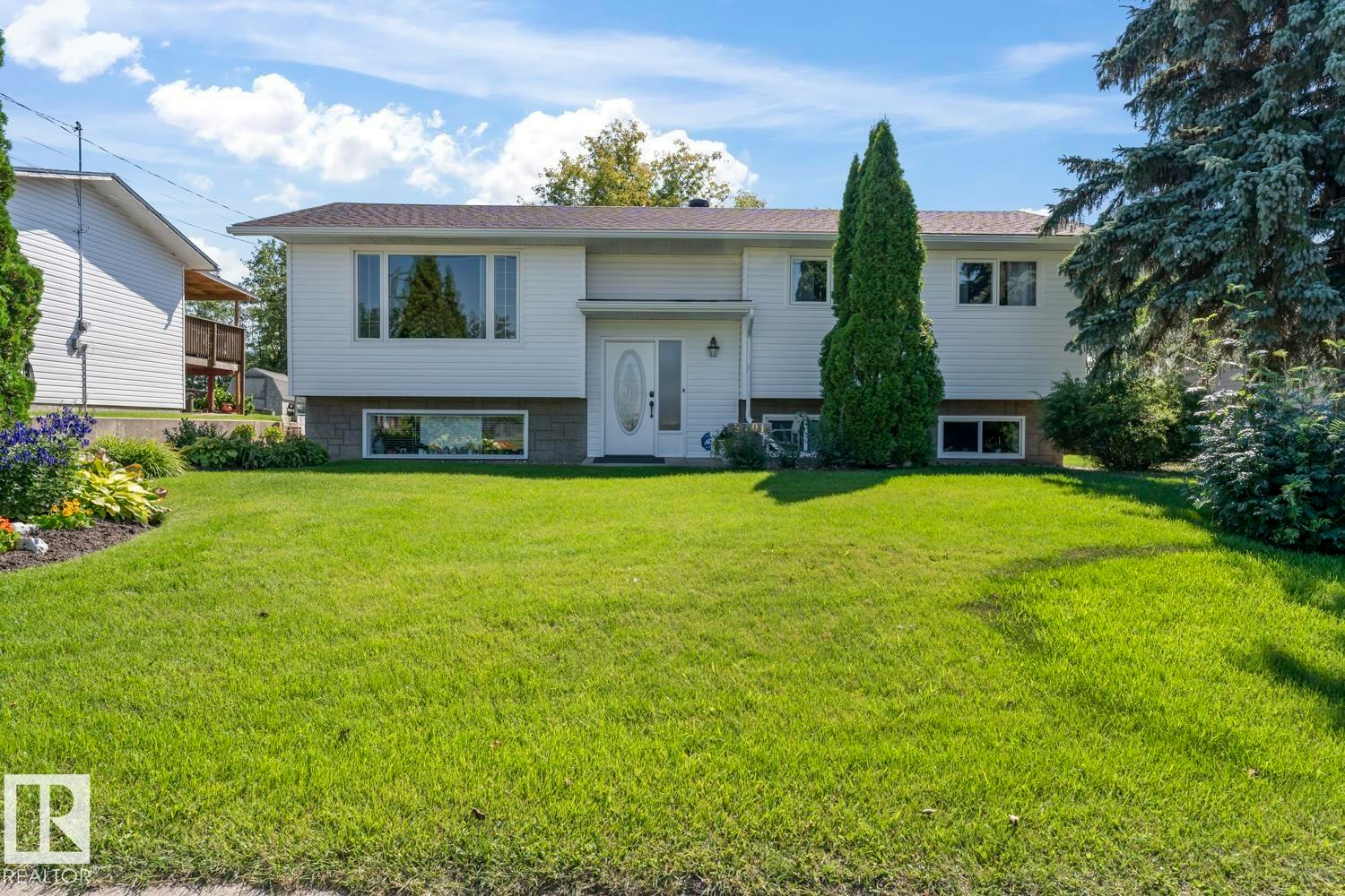 5701 47 Avenue, Cold Lake, AB, T9M 1V3