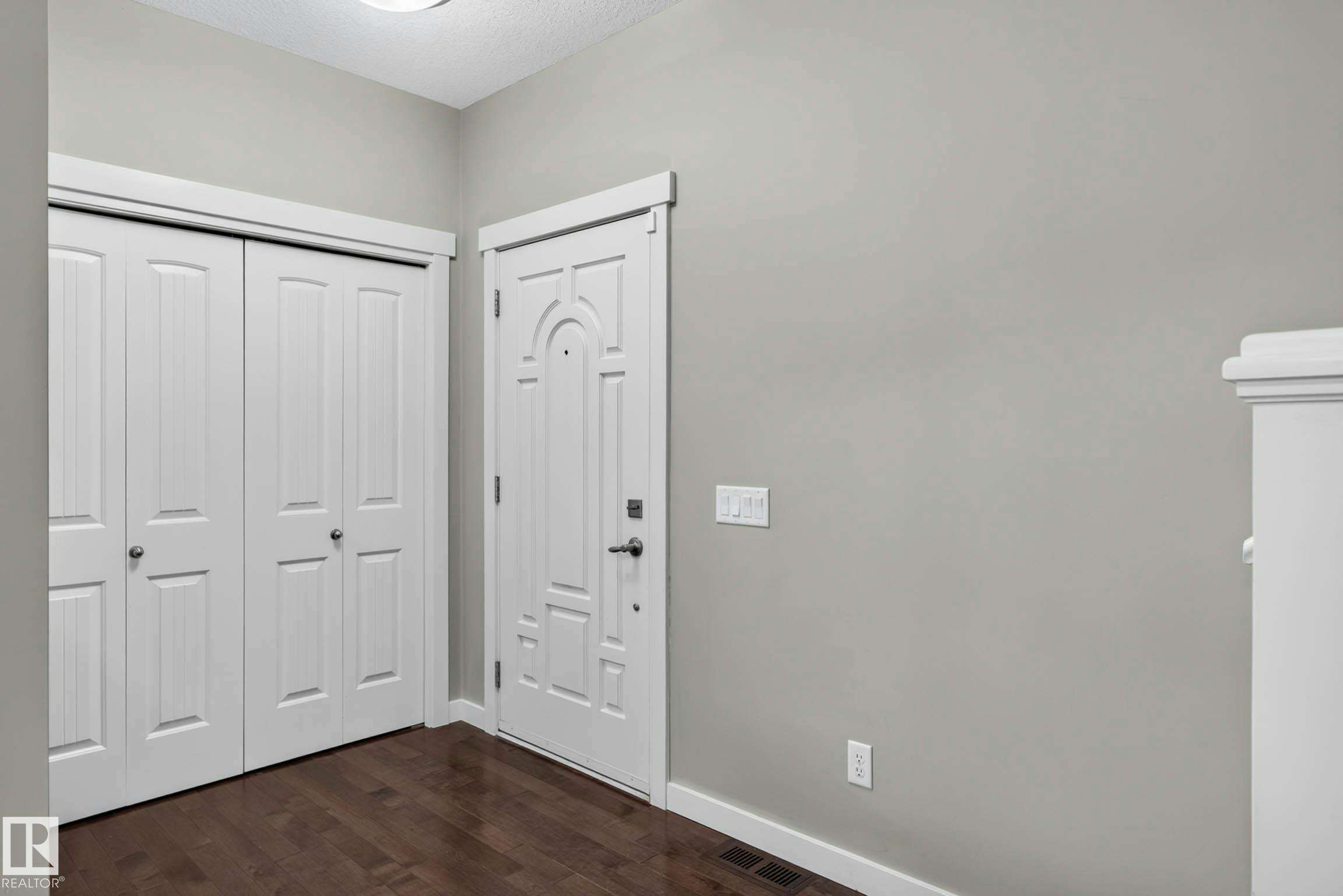 1839 80 Street - 3