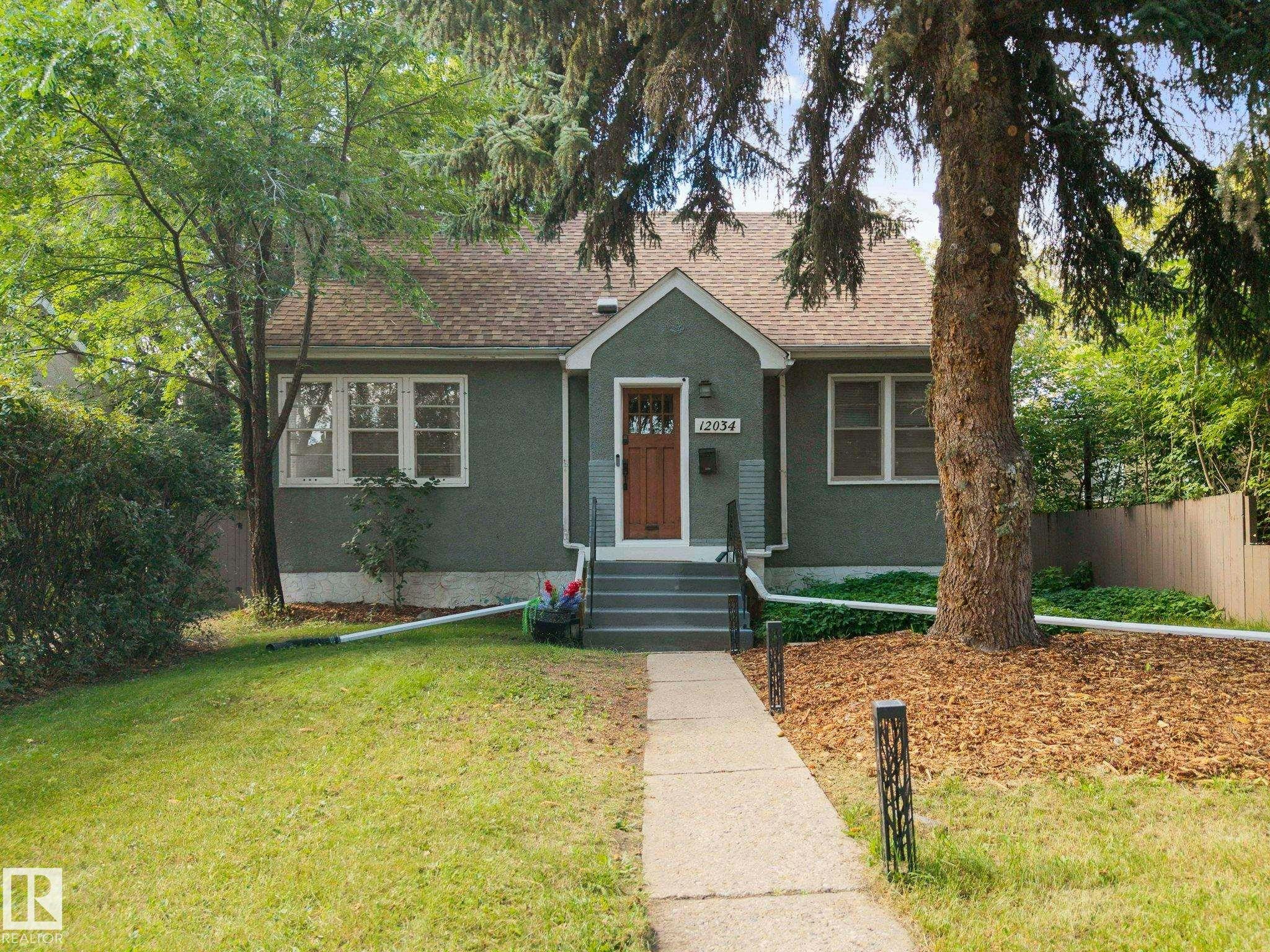 12034 104 Street, Edmonton, AB, T5G 2L4