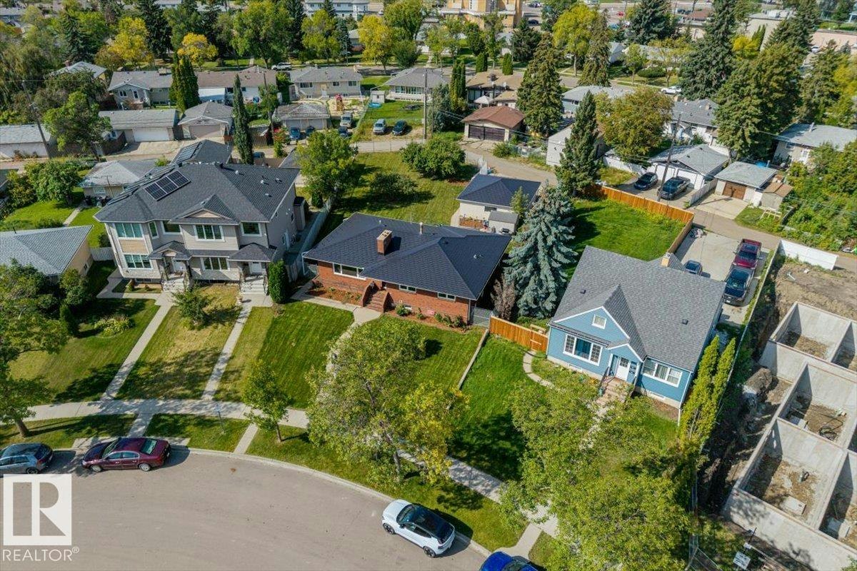 11440 104 Street, Edmonton, AB, T5G 2K9