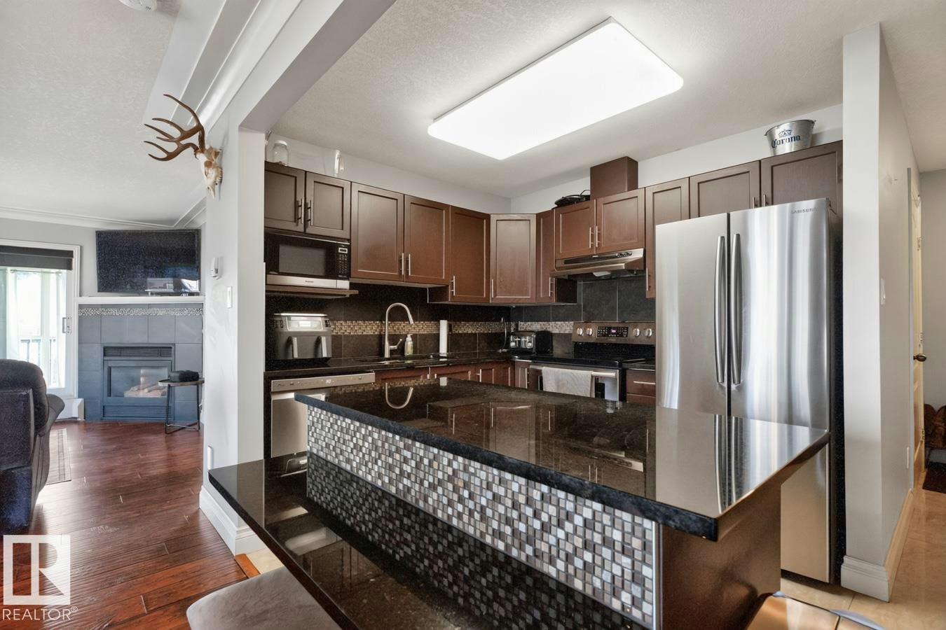 52-9908 80 Avenue, Edmonton, AB, T6E 6L7
