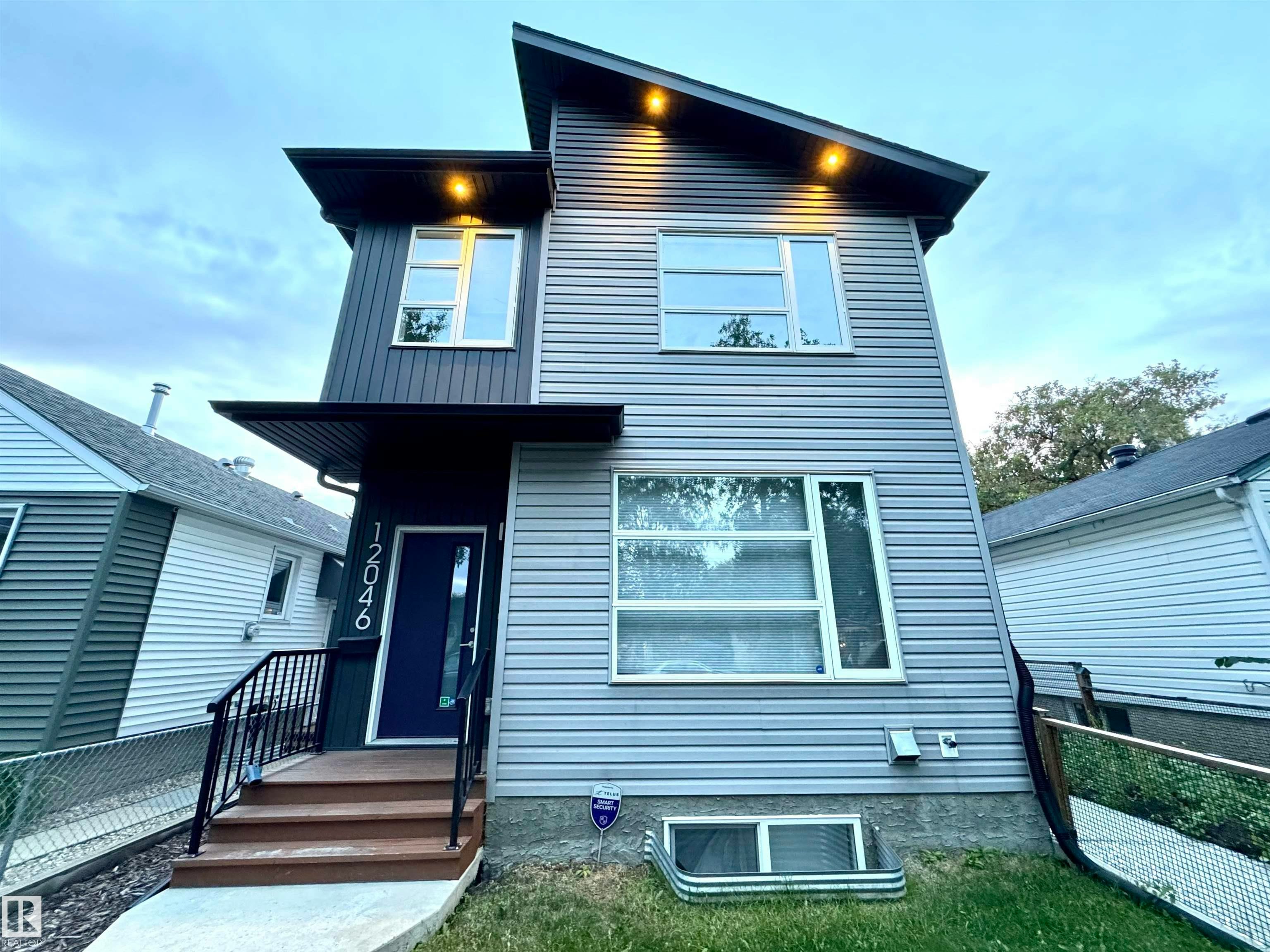 12046 89 Street, Edmonton, AB, T5B 3W1