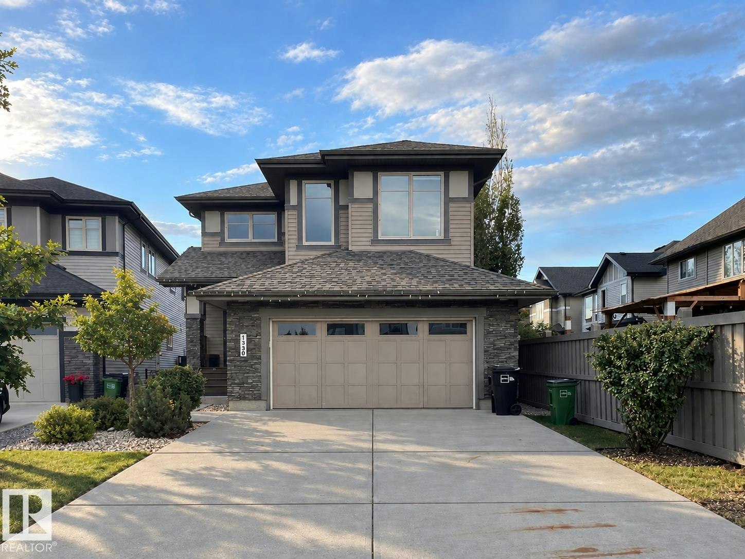 1330 Ainslie Wynd, Edmonton, AB, T6W 3G1