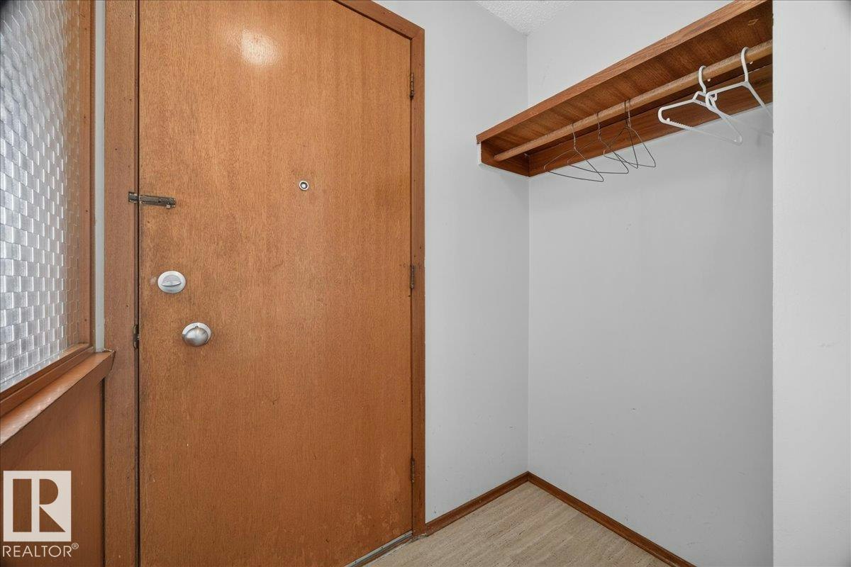6104 92 Avenue - 5