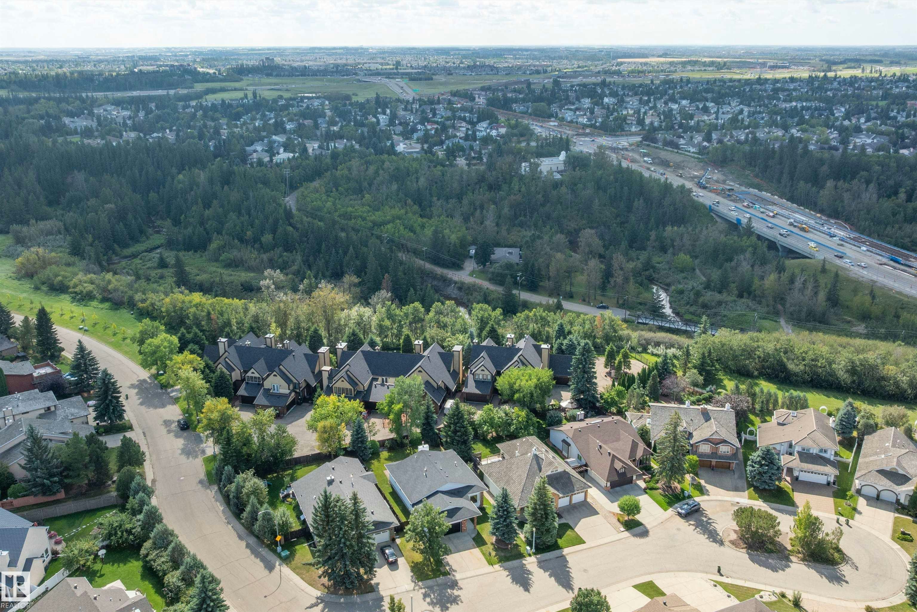 1708 Bearspaw Drive W, Edmonton, AB, T6J 6K5 - 51