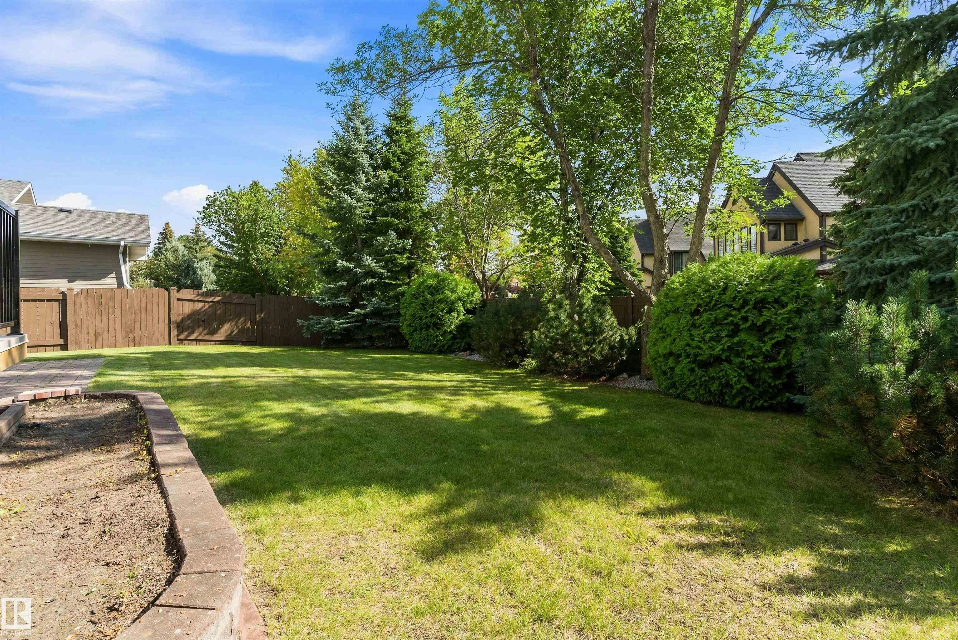 1708 Bearspaw Drive W, Edmonton, AB, T6J 6K5 - 43