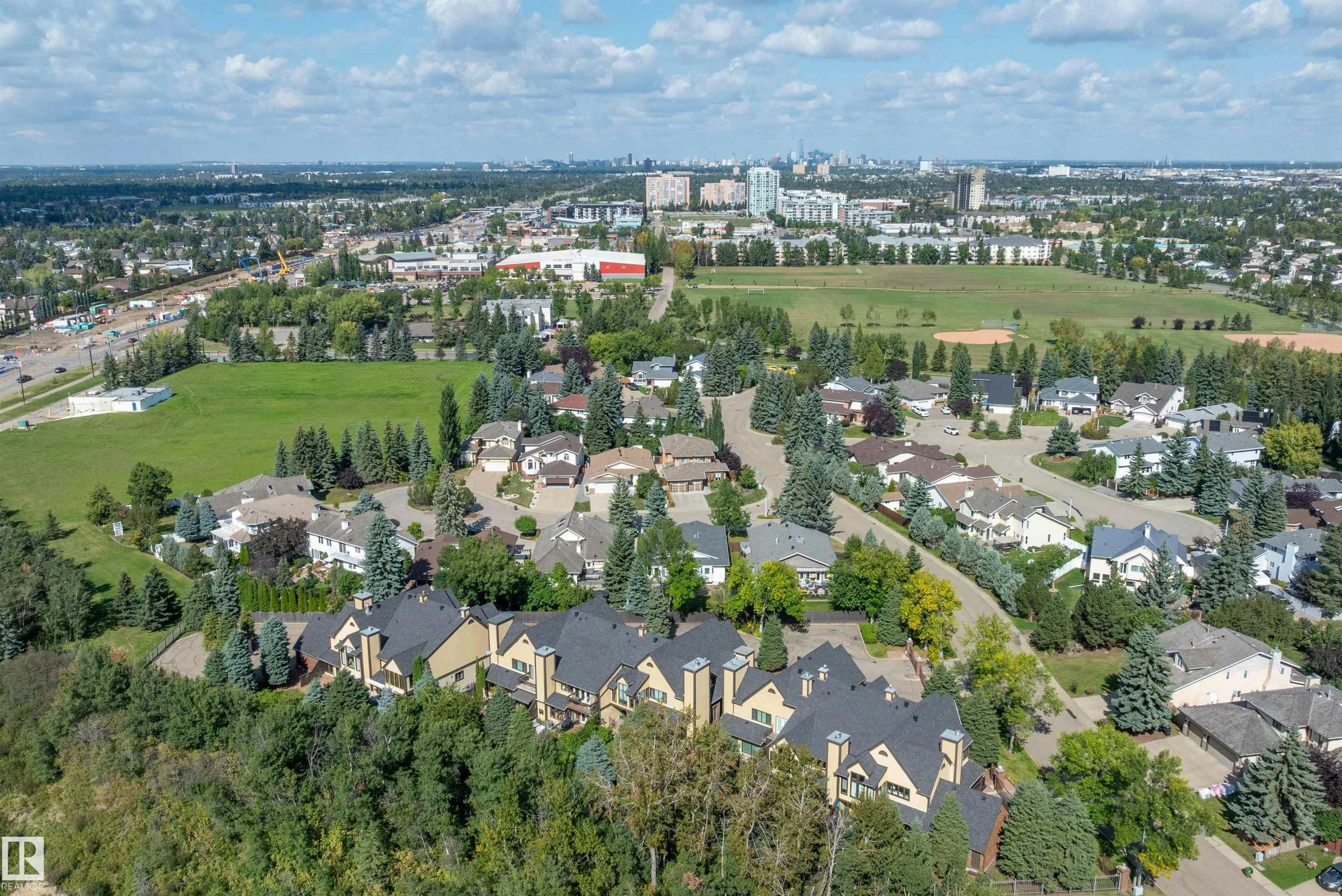 1708 Bearspaw Drive W, Edmonton, AB, T6J 6K5 - 47