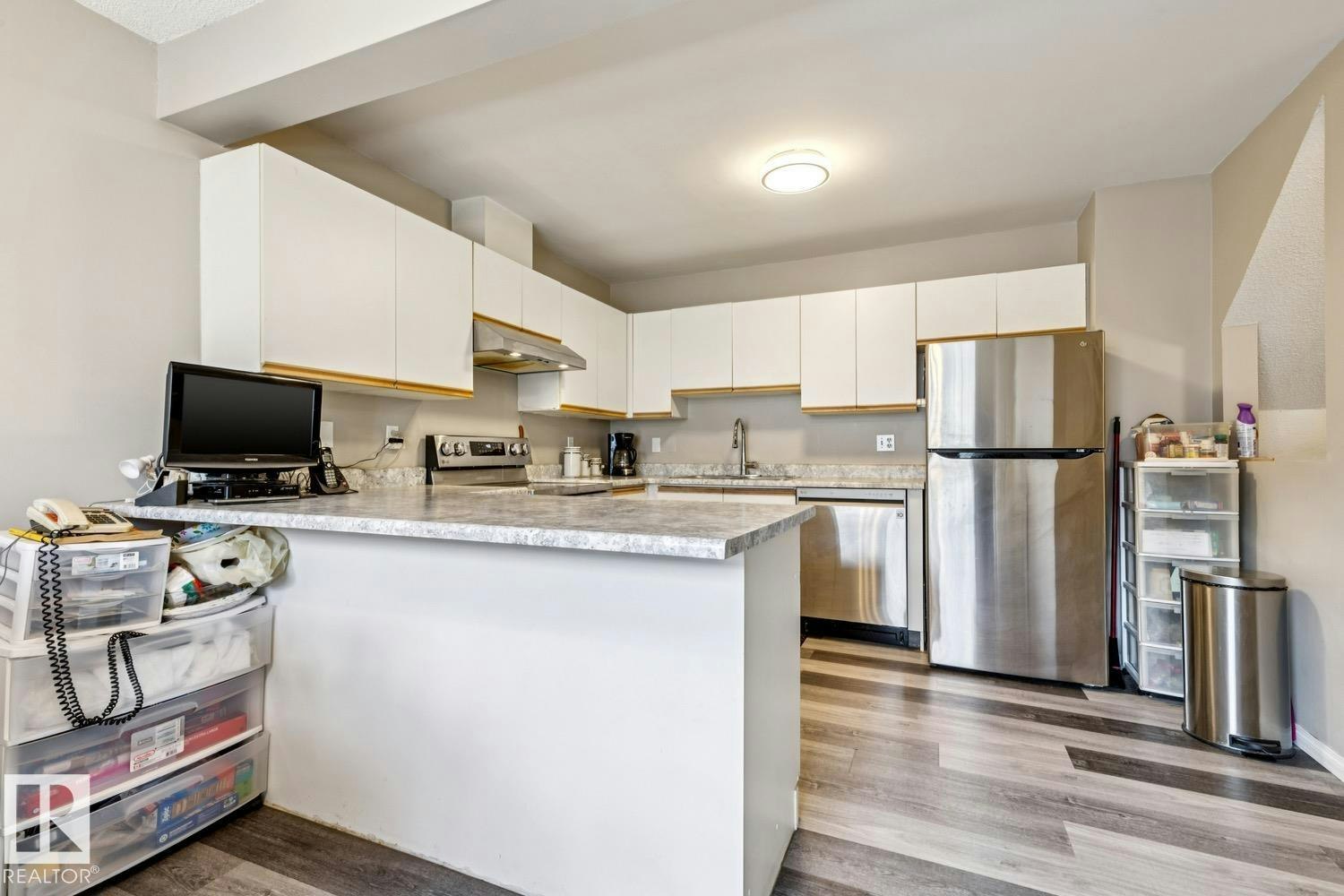 40-9520 174 Street, Edmonton, AB, T5T 5Z3 - 10