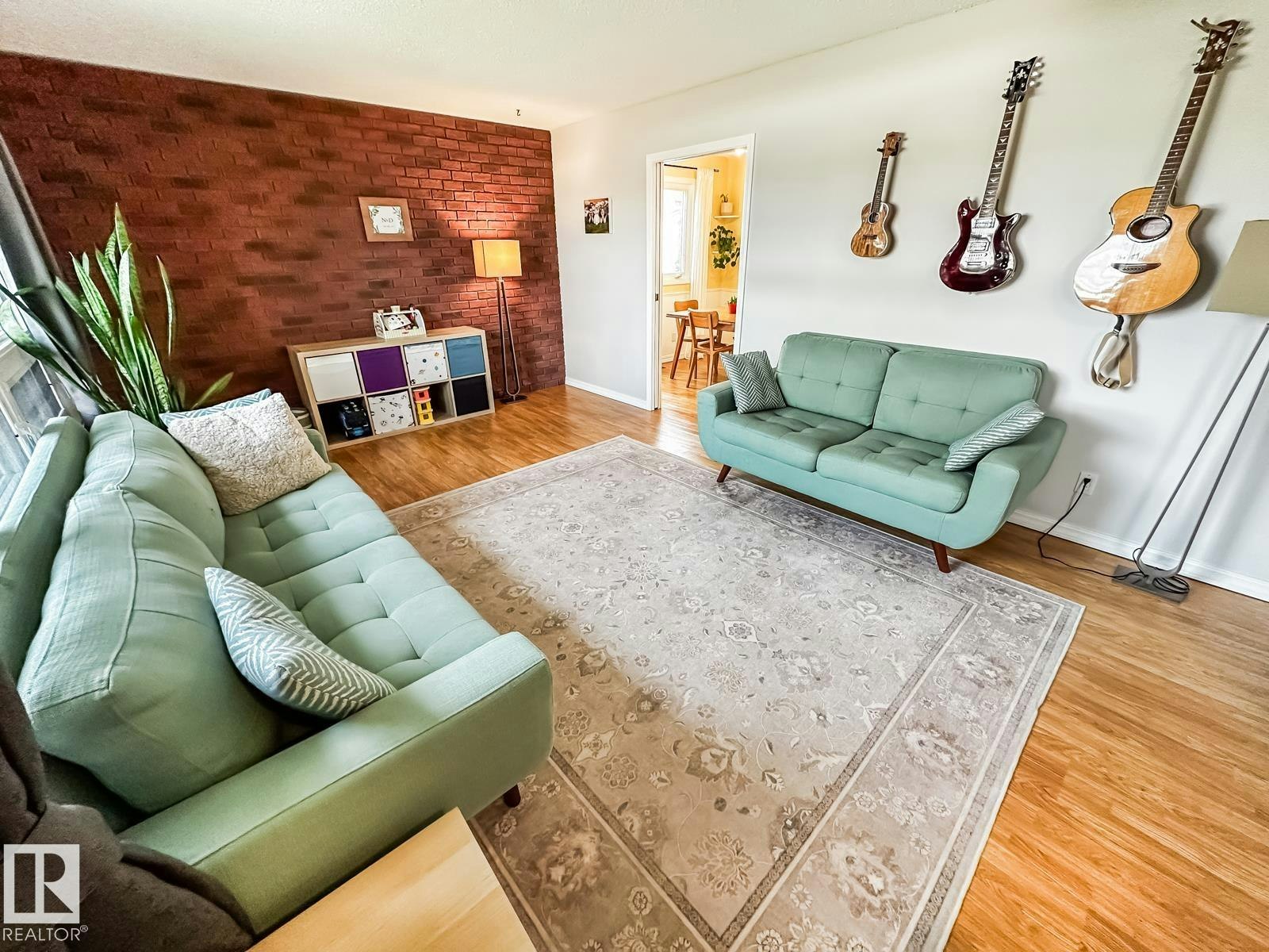 6811 40 Avenue - 5
