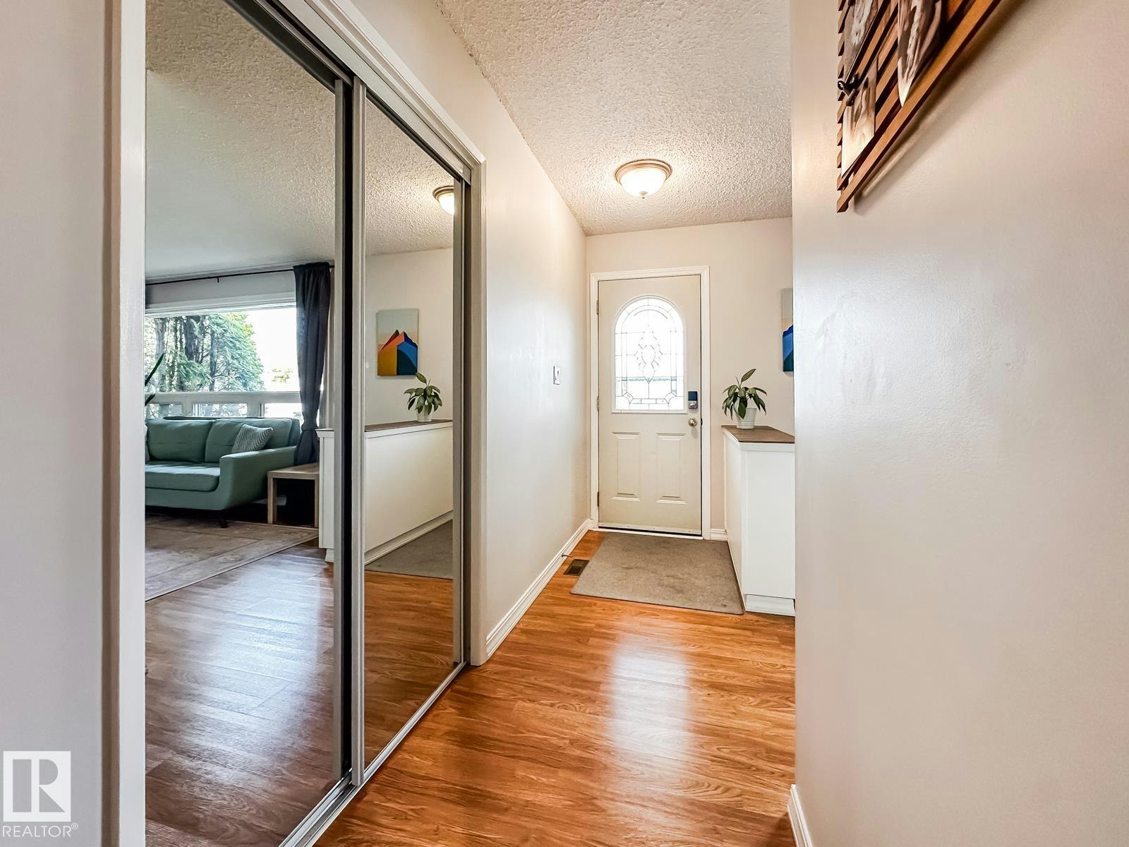 6811 40 Avenue - 3