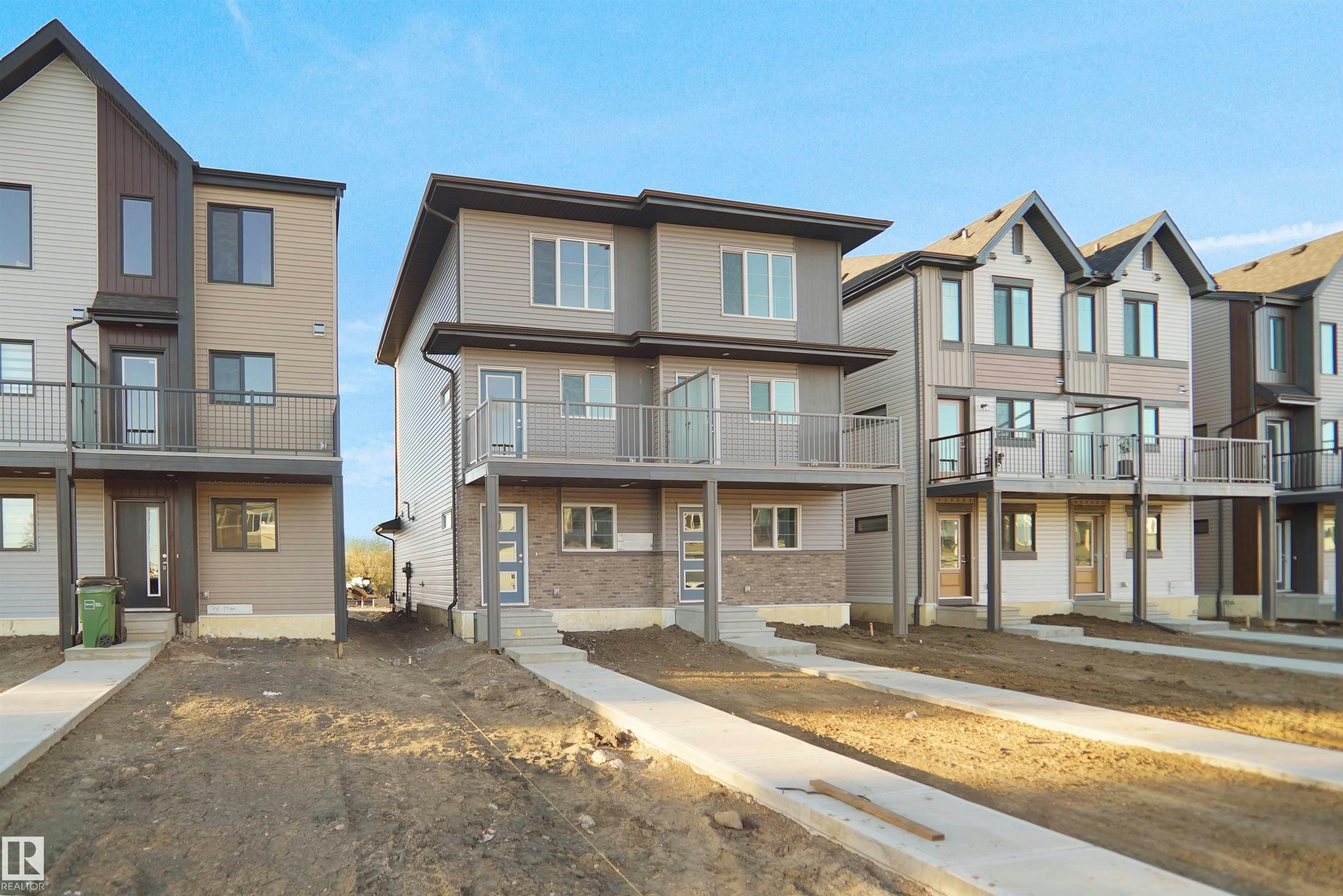 938 19 Avenue, Edmonton, AB, T6T 1J1