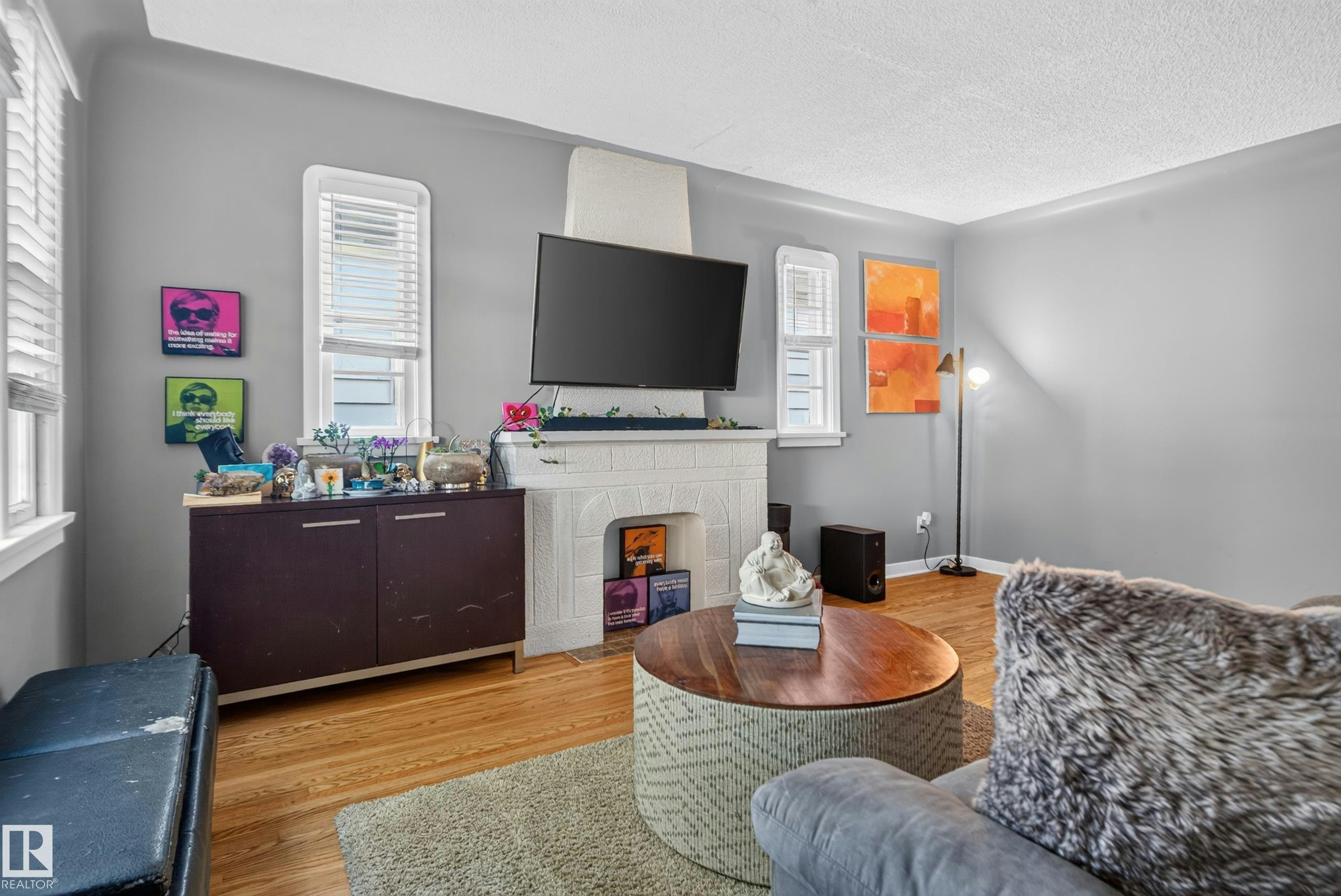 11406 83 Street, Edmonton, AB, T5B 2Y3 - 8
