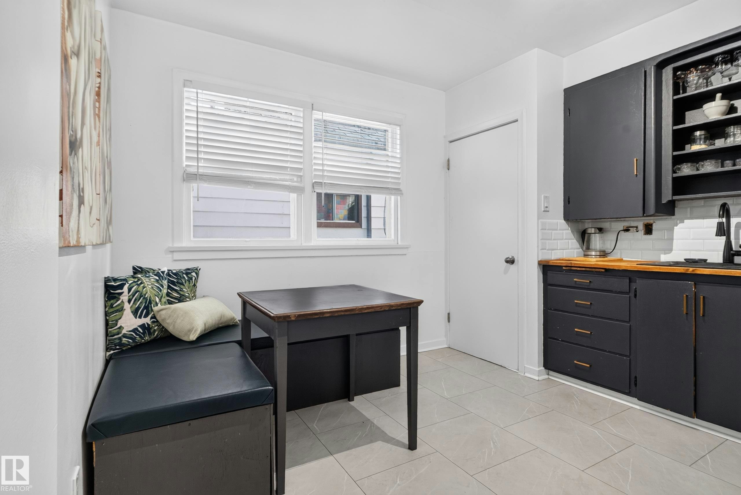 11406 83 Street, Edmonton, AB, T5B 2Y3 - 19