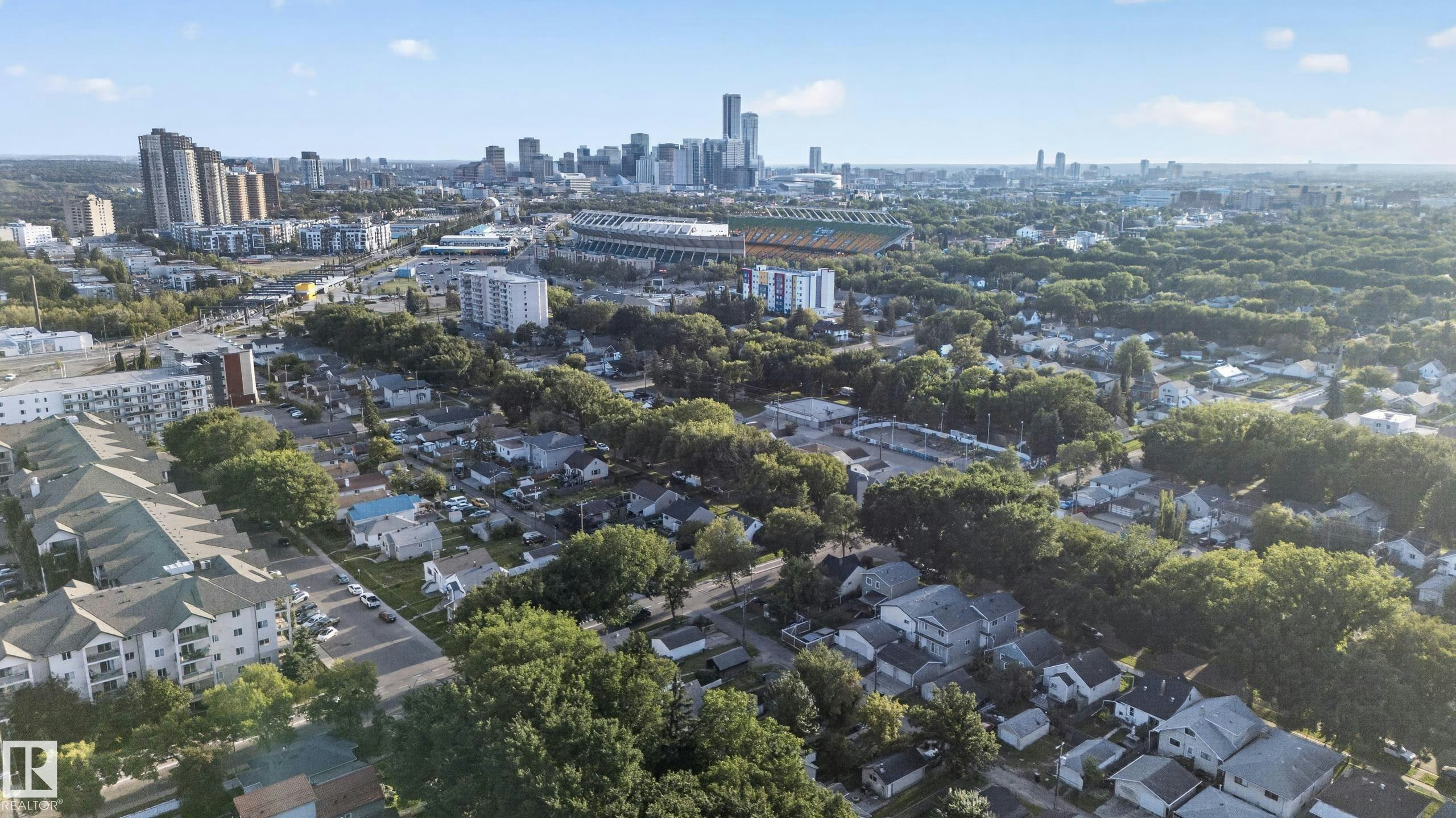 11406 83 Street, Edmonton, AB, T5B 2Y3 - 43