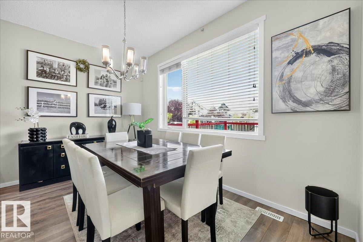 2046 Chalmers Way, Edmonton, AB, T6W 2G1 - 18