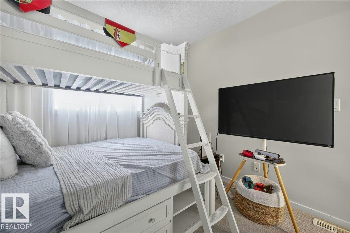 2046 Chalmers Way, Edmonton, AB, T6W 2G1 - 29