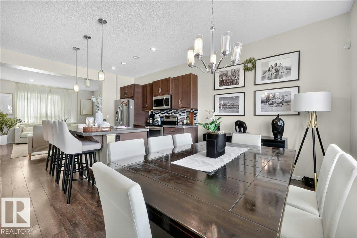 2046 Chalmers Way, Edmonton, AB, T6W 2G1 - 19
