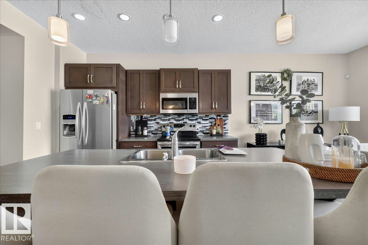 2046 Chalmers Way, Edmonton, AB, T6W 2G1 - 14