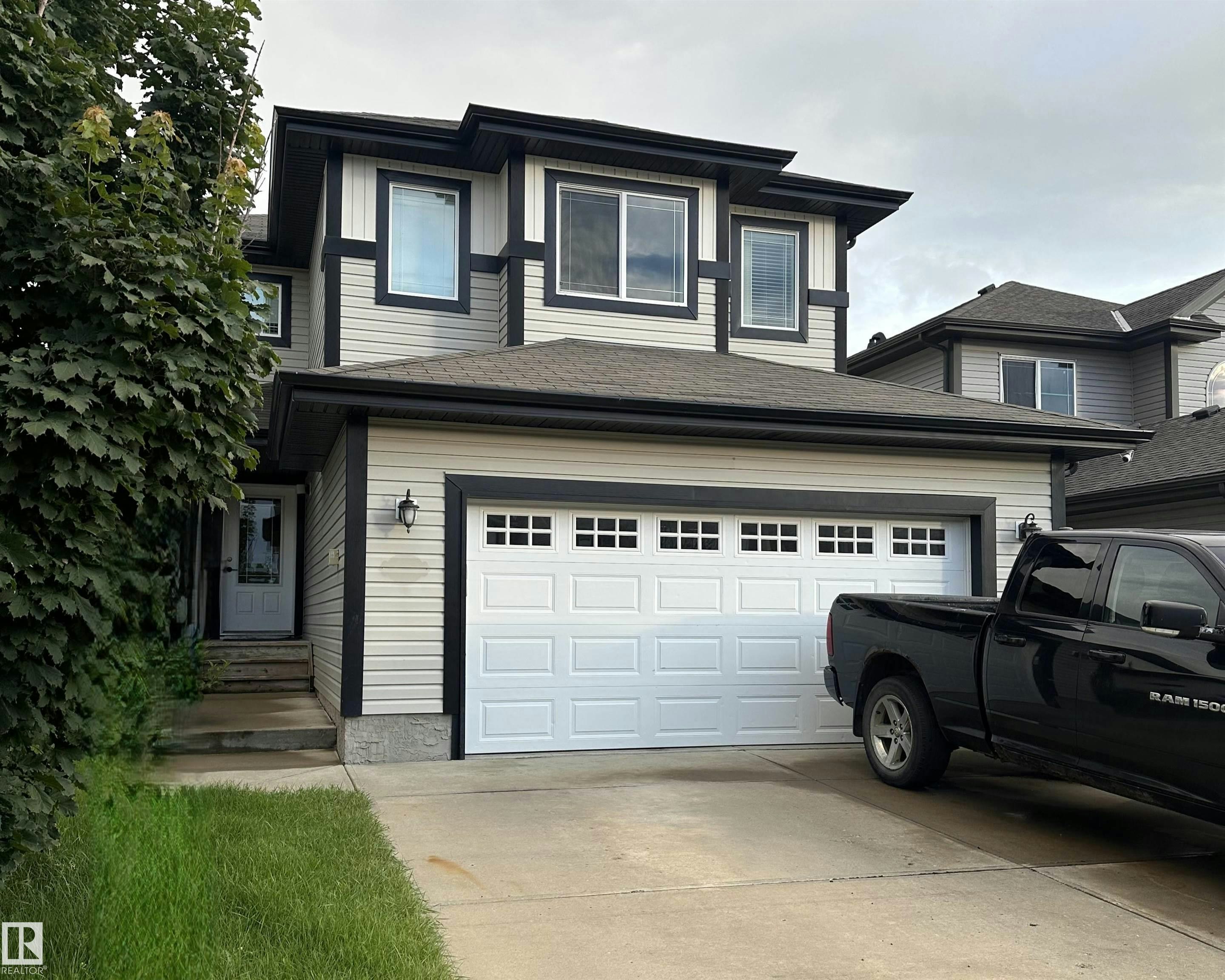 178 Woodbend Way, Fort Saskatchewan, AB, T8L 4S4