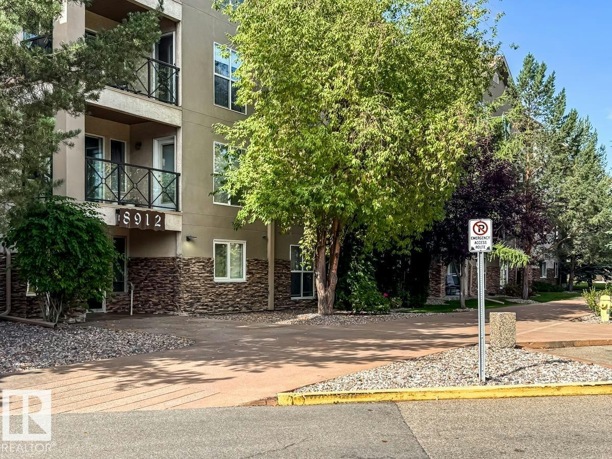 212-8912 156 Street, Edmonton, AB, T5R 5Z2