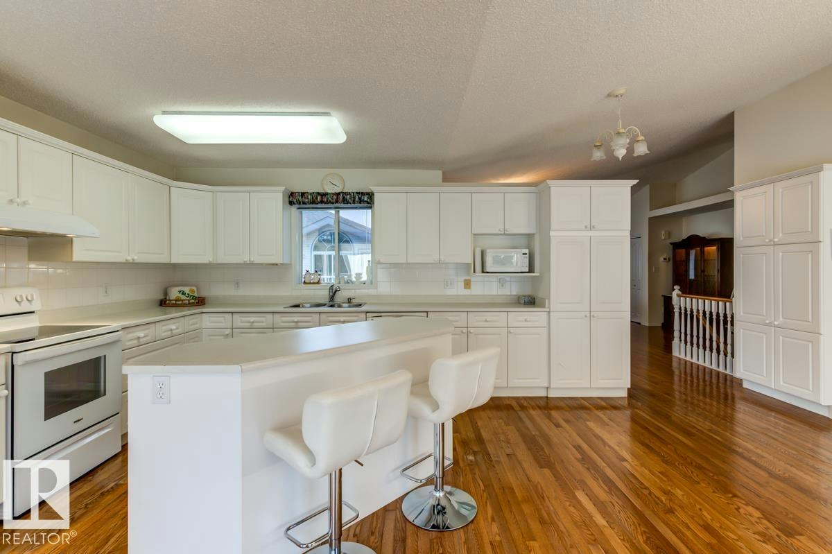 7-9731 174 Street, Edmonton, AB, T5T 6G4 - 17