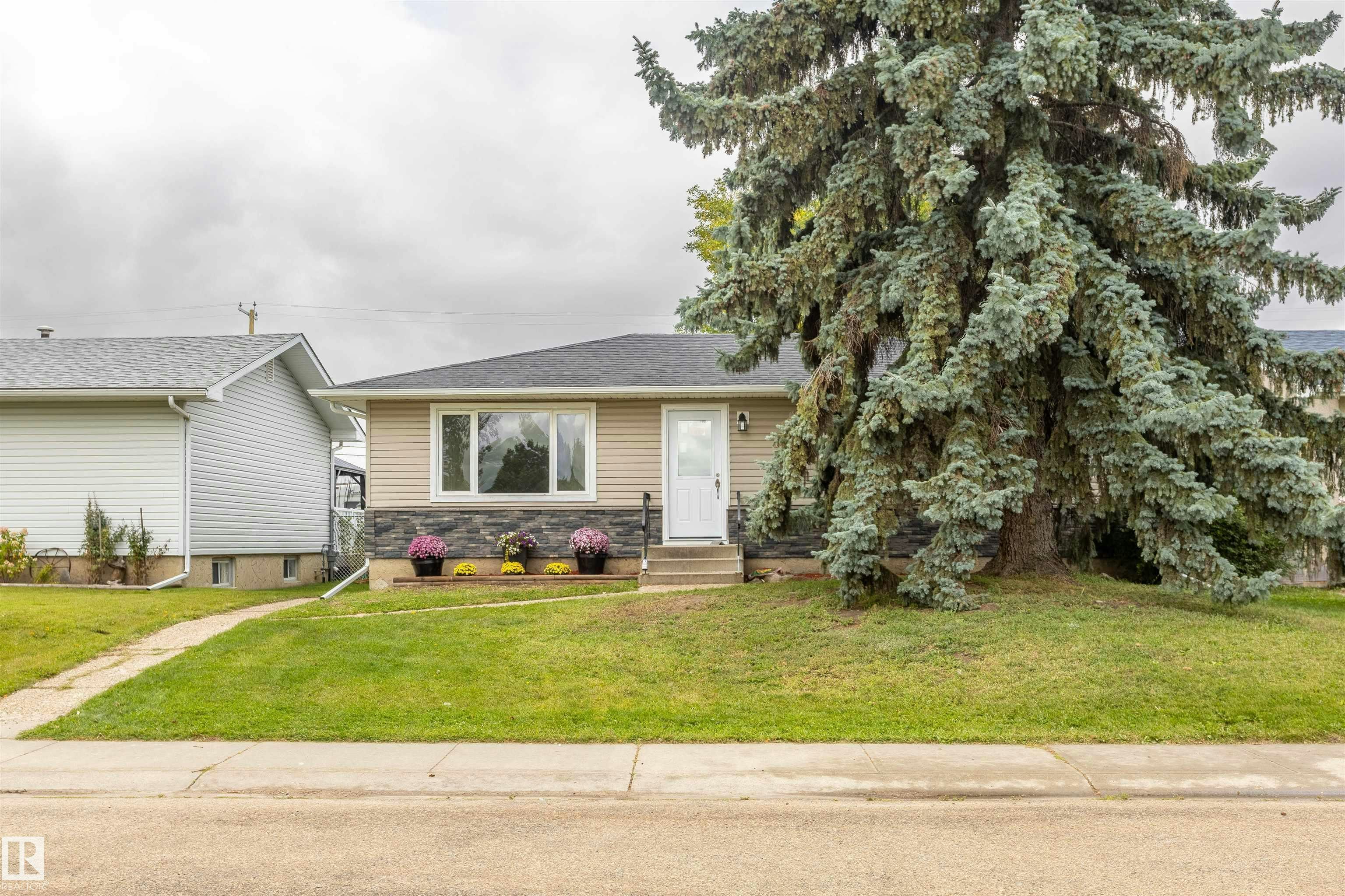 9908 99 Street, Morinville, AB, T8R 1G5