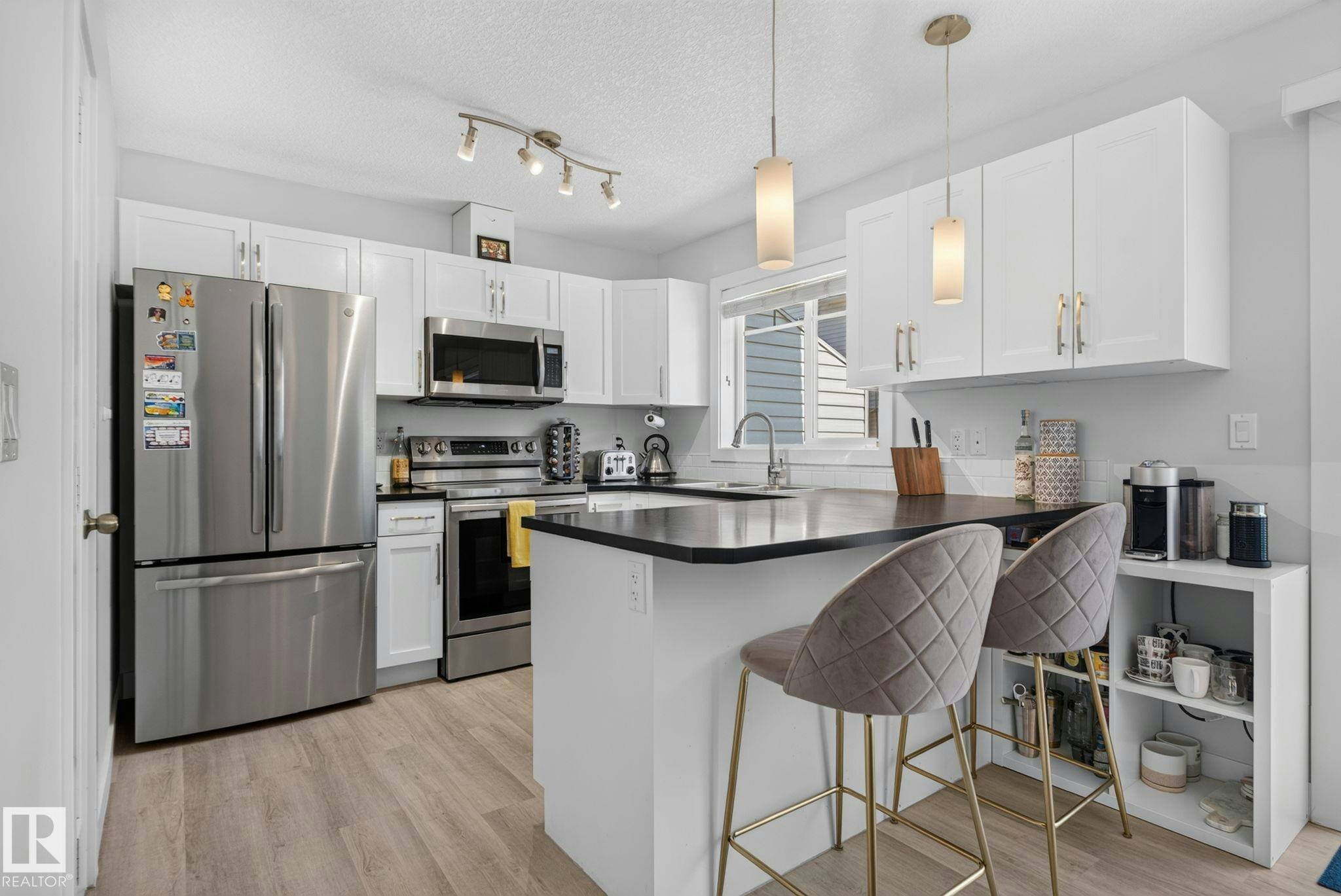 6-5134 Mullen Road, Edmonton, AB, T6R 0S7