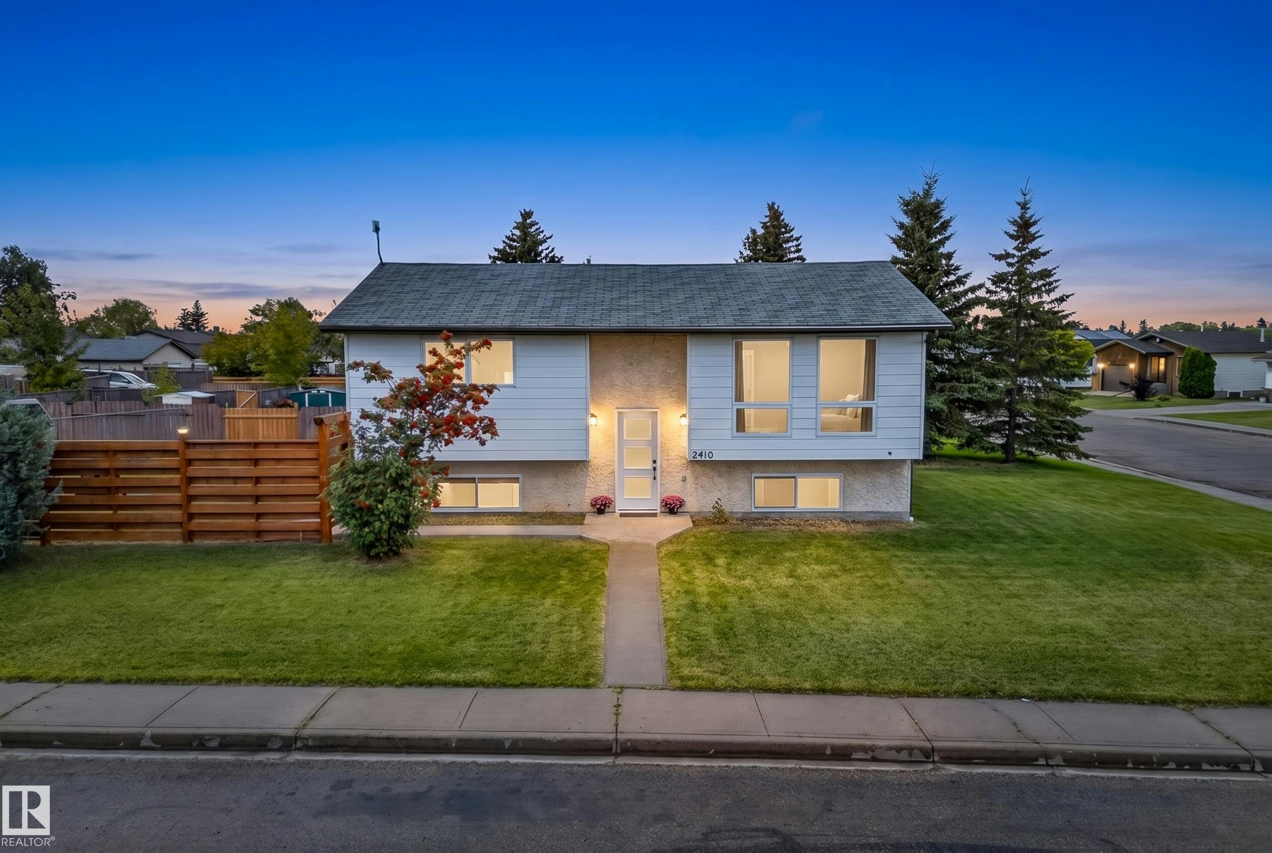 5410 43 Street, Tofield, AB, T0B 4J0