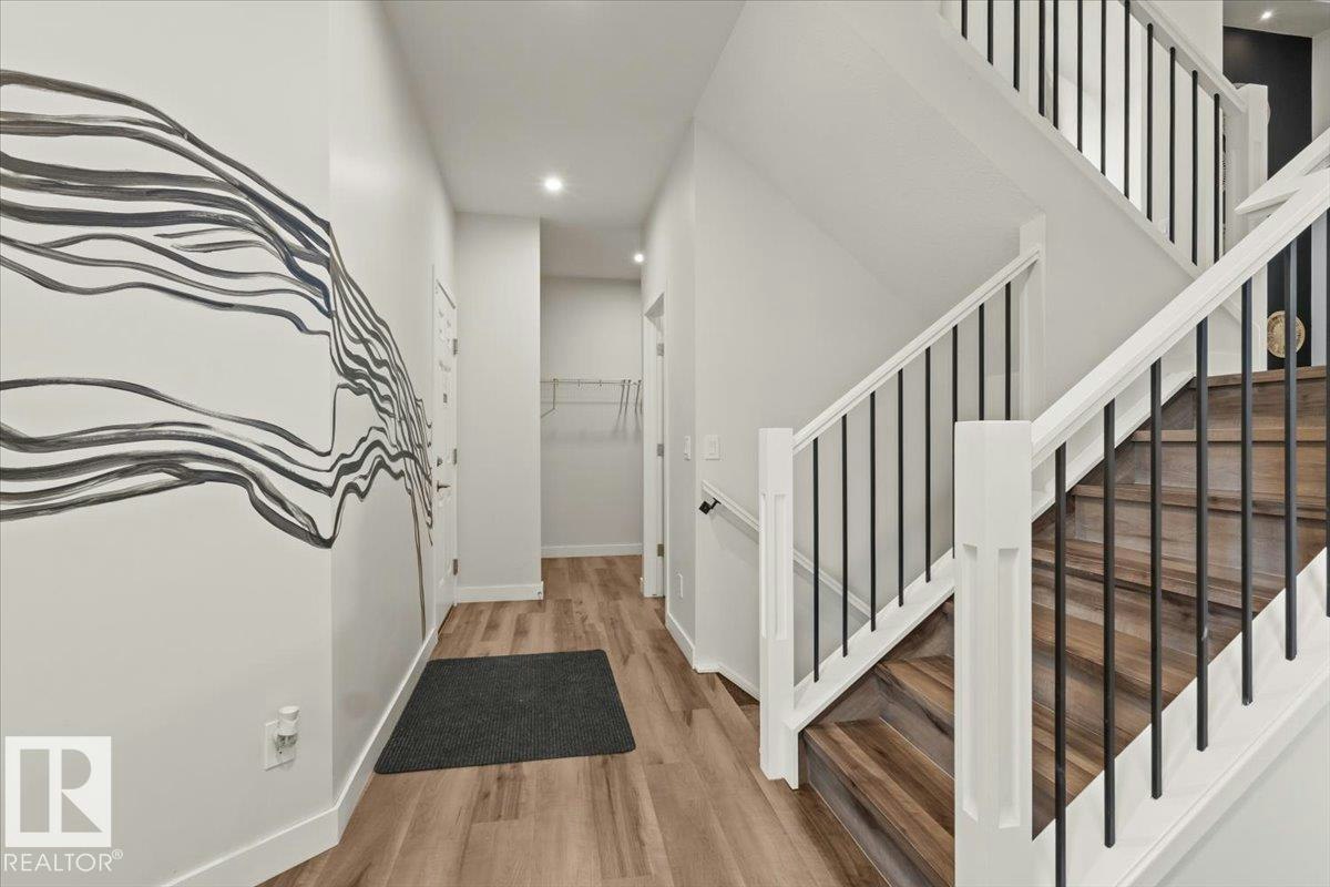 9340 226 Street, Edmonton, AB, T5T 7R5