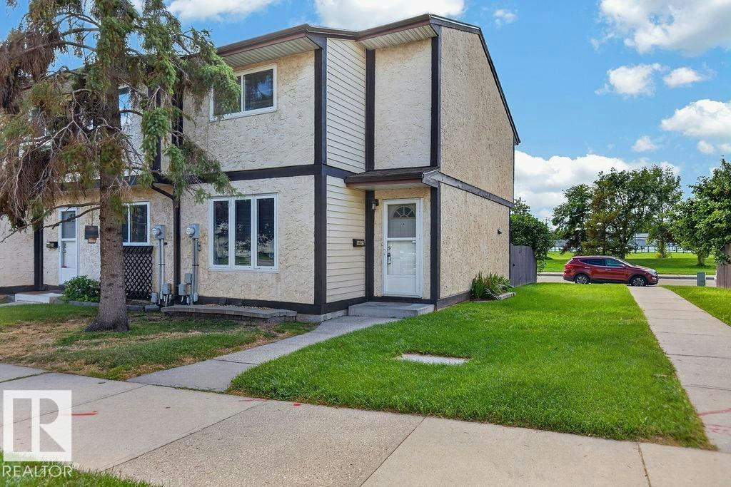 18072 93 Avenue, Edmonton, AB, T5T 1Y1