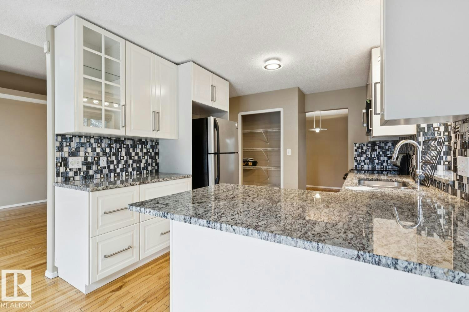 1190 Potter Greens Drive, Edmonton, AB, T5T 5Y5 - 14