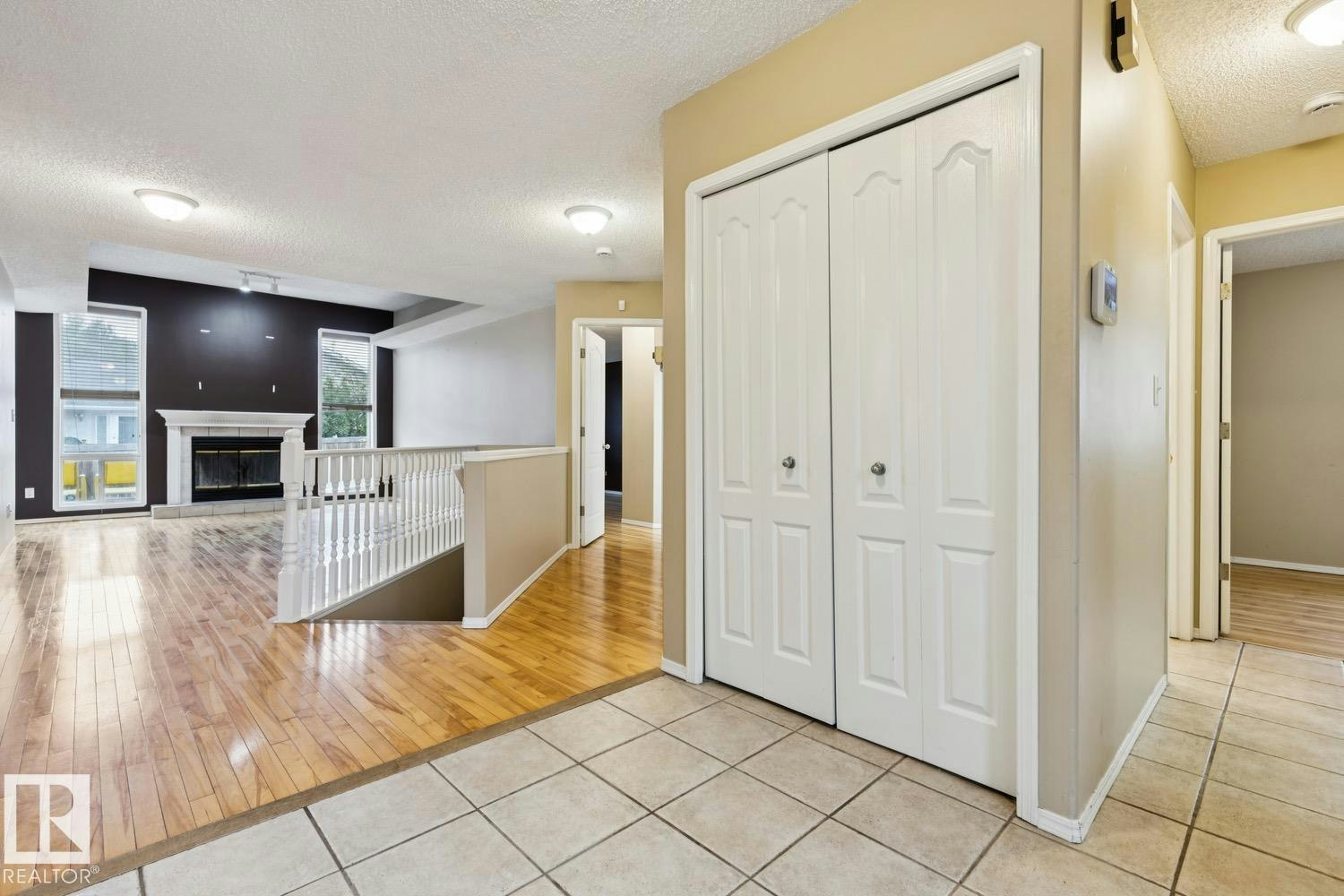1190 Potter Greens Drive, Edmonton, AB, T5T 5Y5 - 8