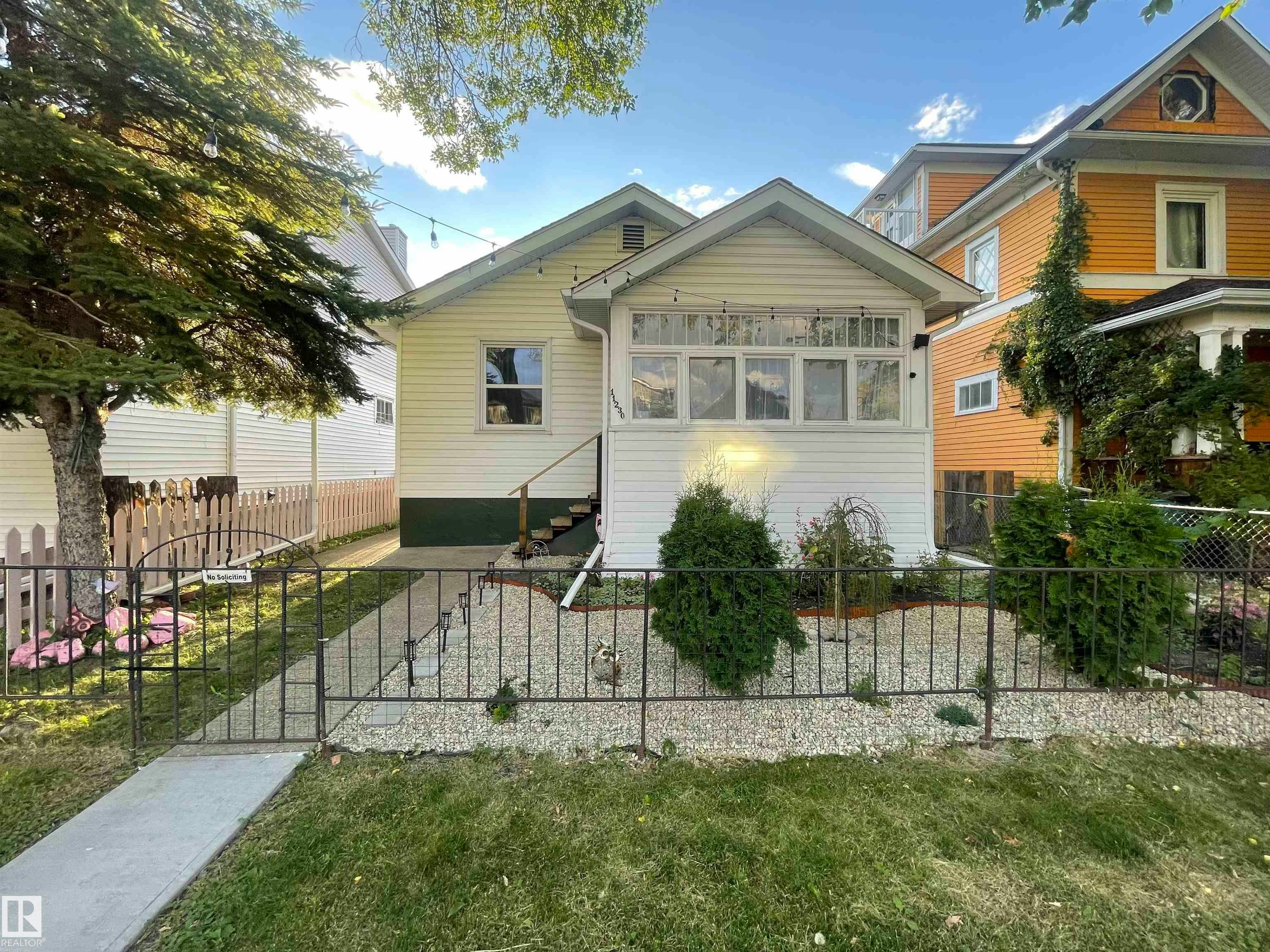 11230 96 Street, Edmonton, AB, T5G 1S9