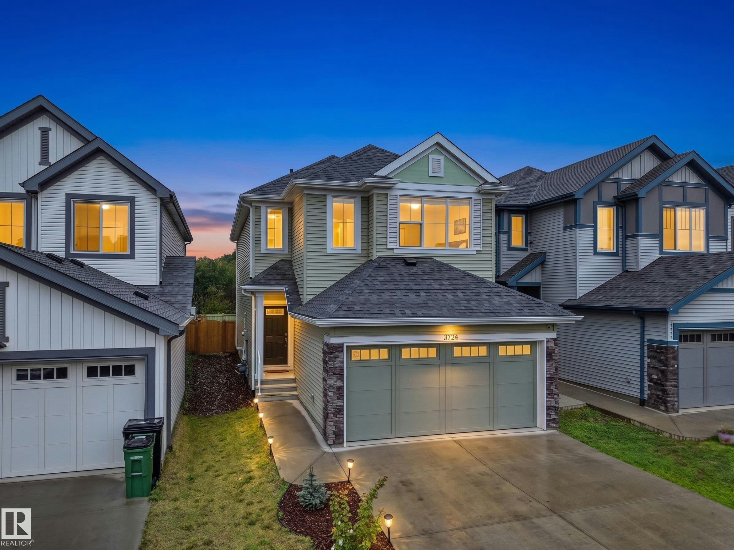 3724 214 Street, Edmonton, AB, T6M 1S4