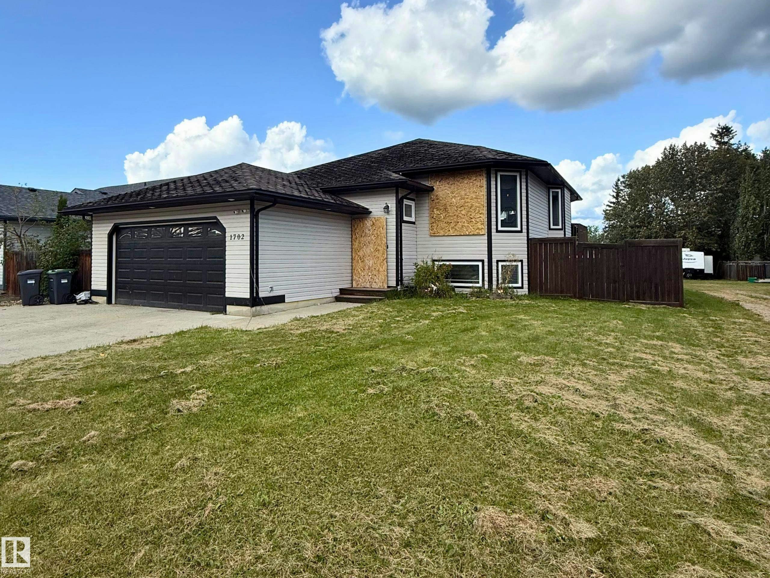 1702 7 Avenue, Cold Lake, AB, T9M 0B7