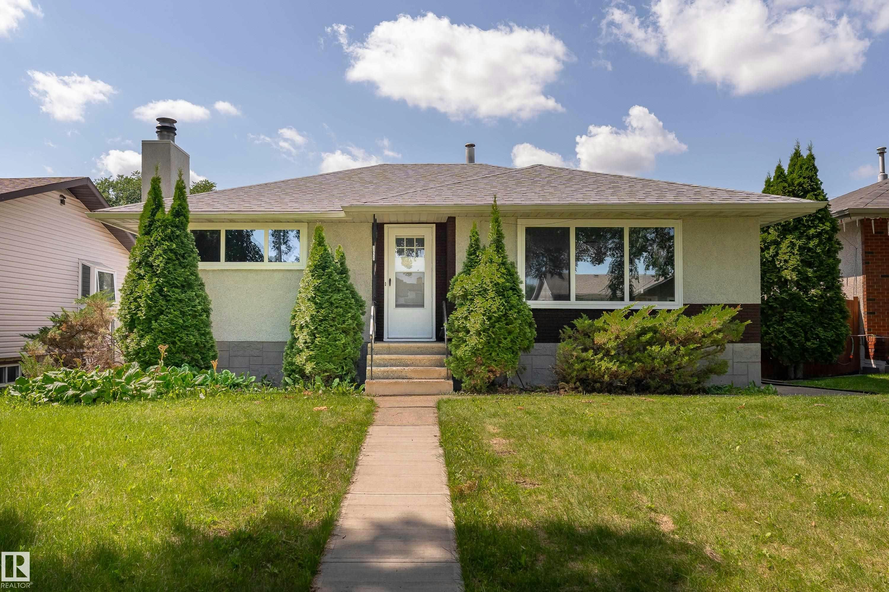 12224 55 Street, Edmonton, AB, T5W 3R4