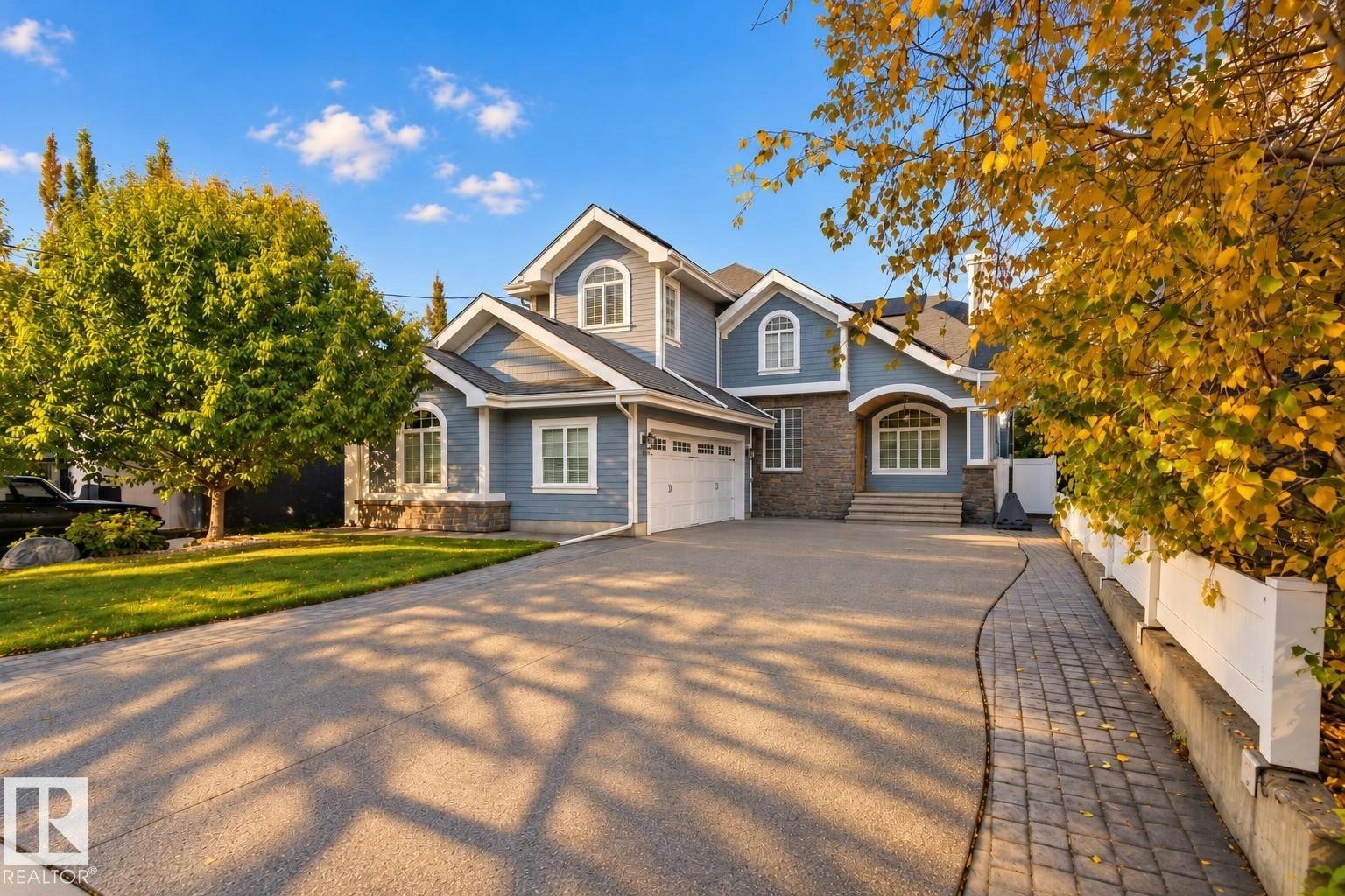 9604 95 Avenue, Edmonton, AB, T6C 2A4