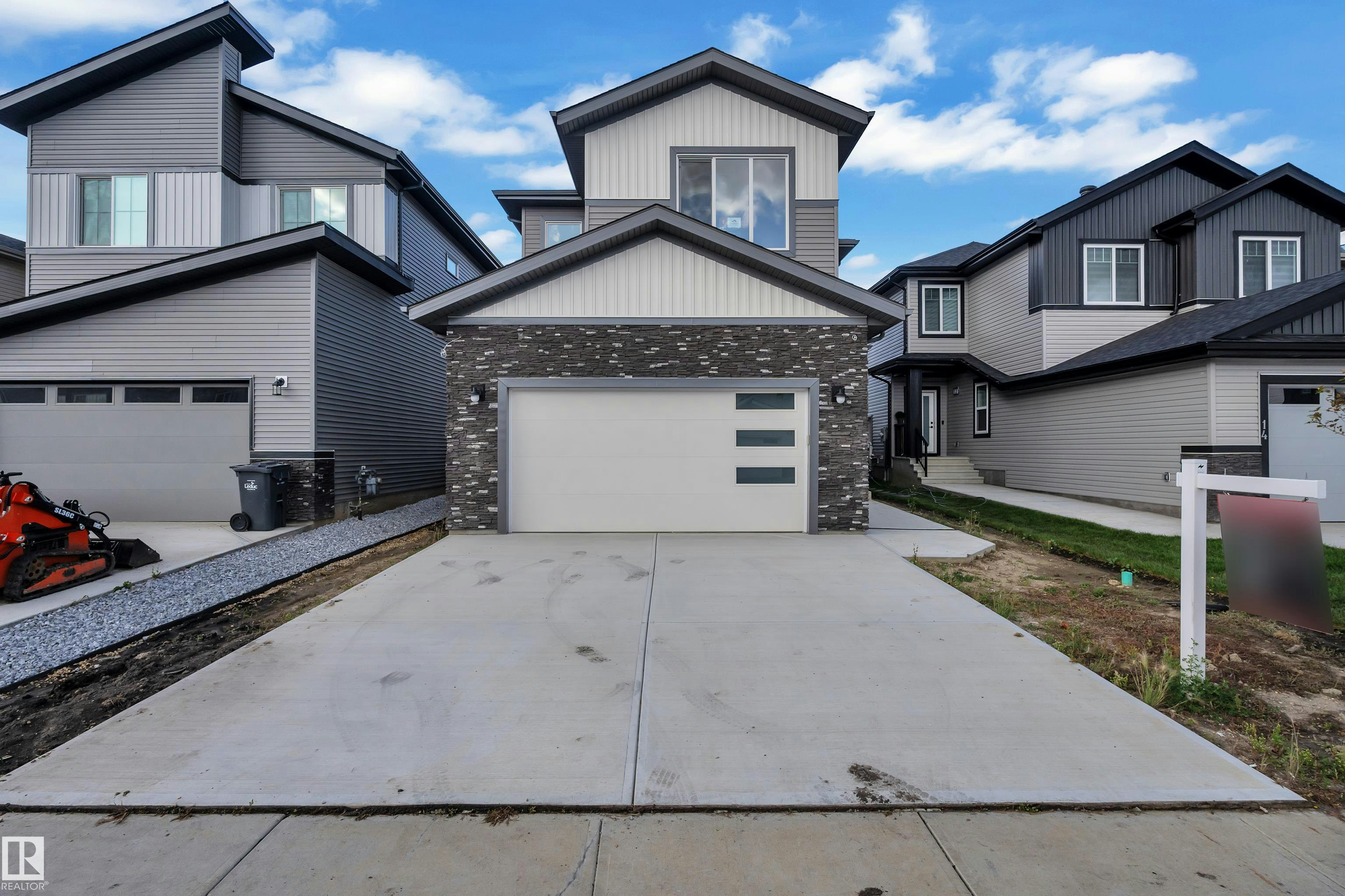 12 Dalquist Bay, Leduc, AB, T9E 1N7