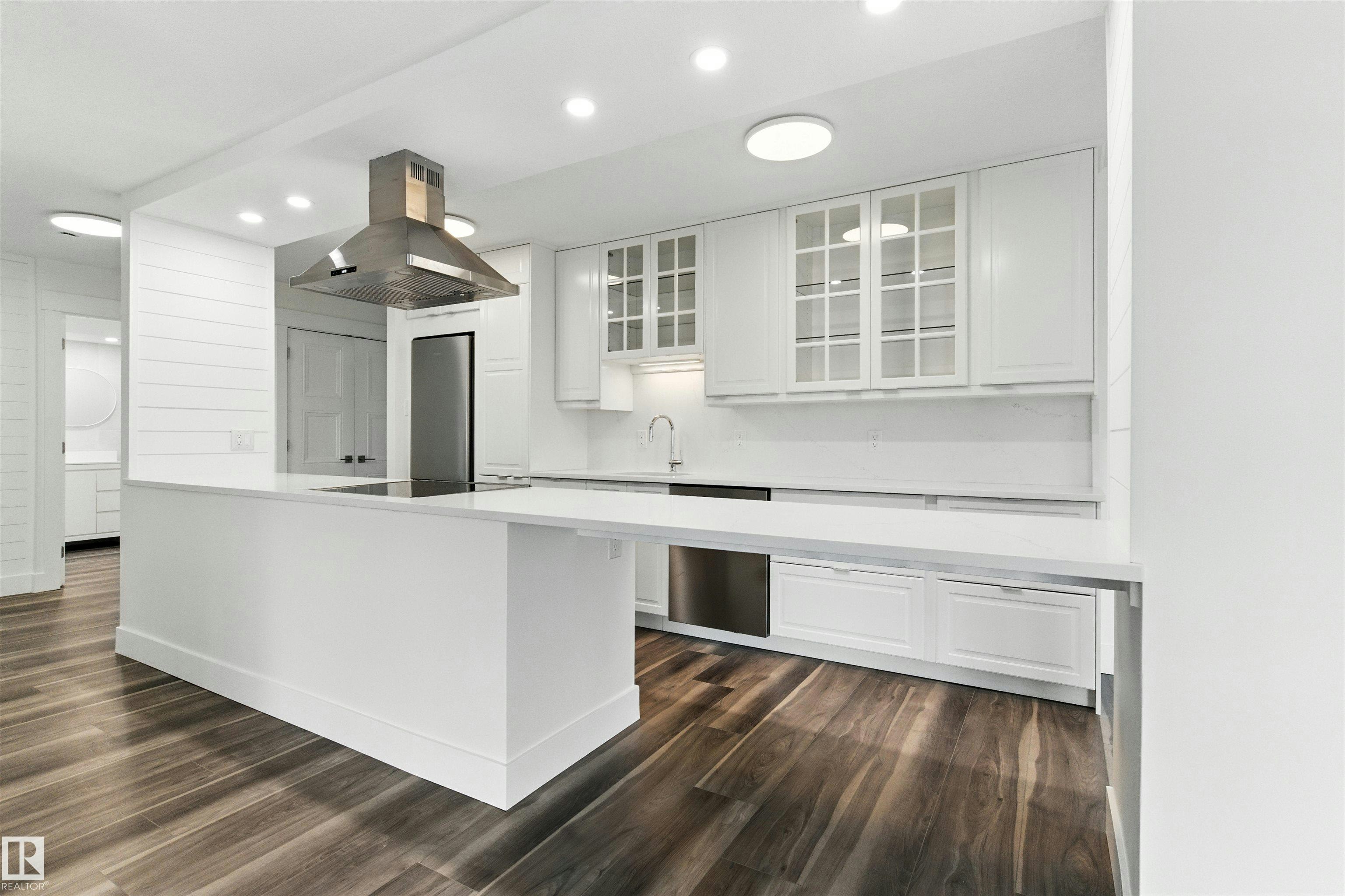 1203-9737 112 Street, Edmonton, AB, T5K 1L3