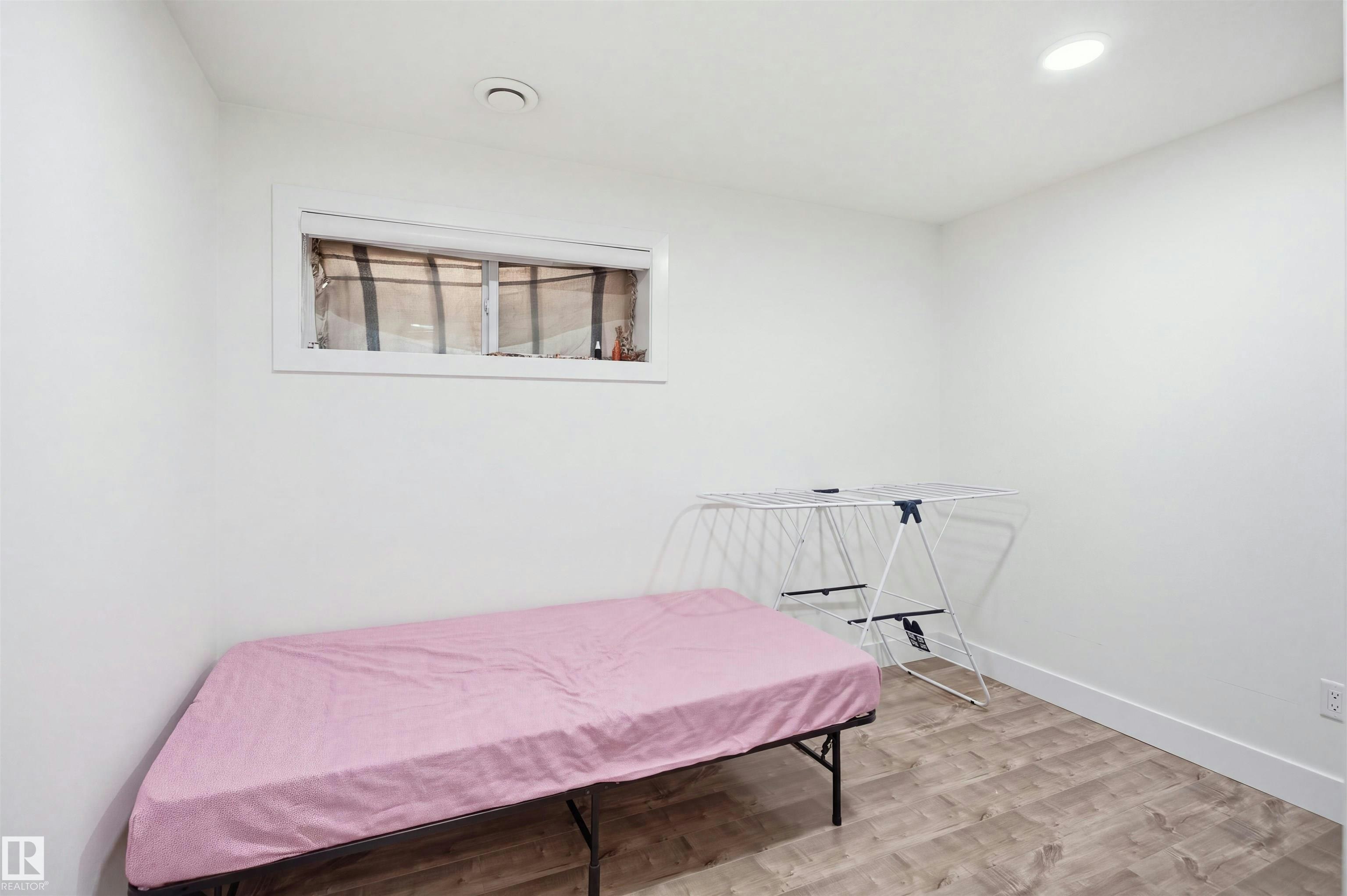 1523 36 Avenue, Edmonton, AB, T6T 0M5 - 47
