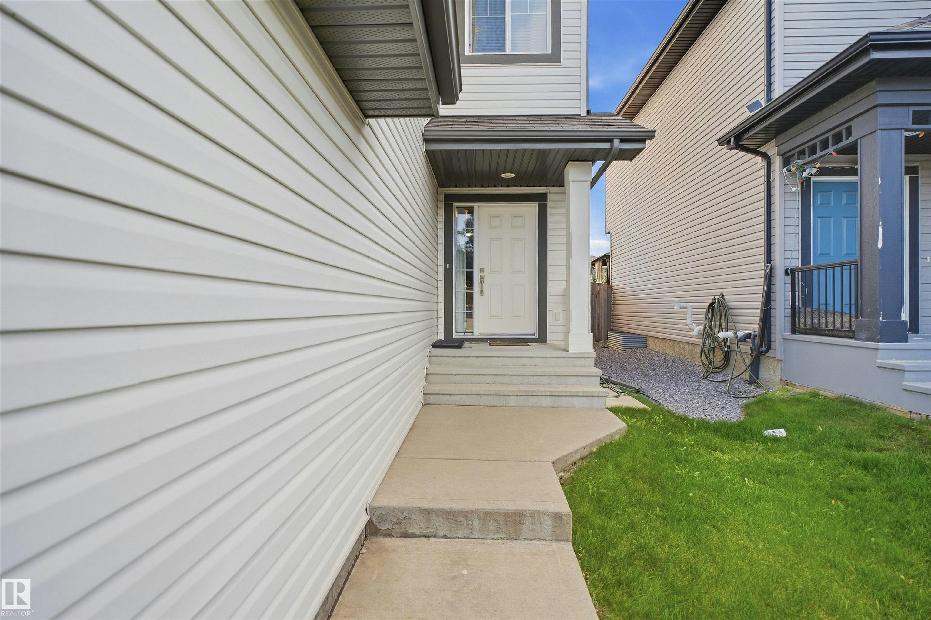 1523 36 Avenue - 2