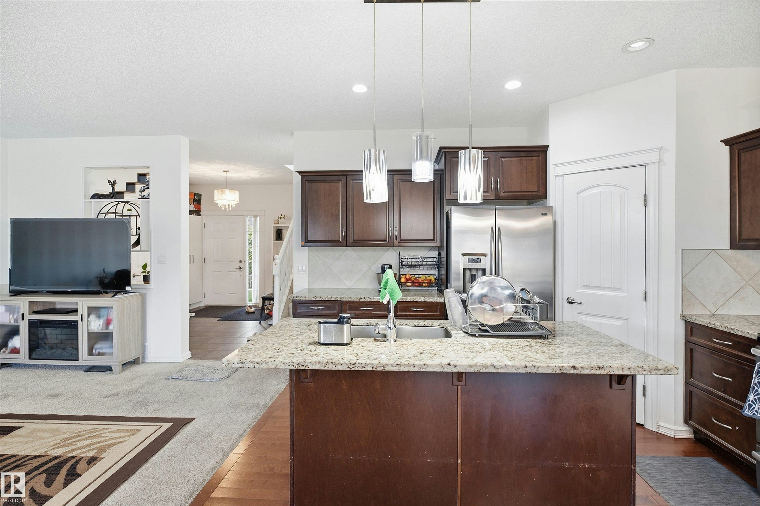 1523 36 Avenue, Edmonton, AB, T6T 0M5 - 18
