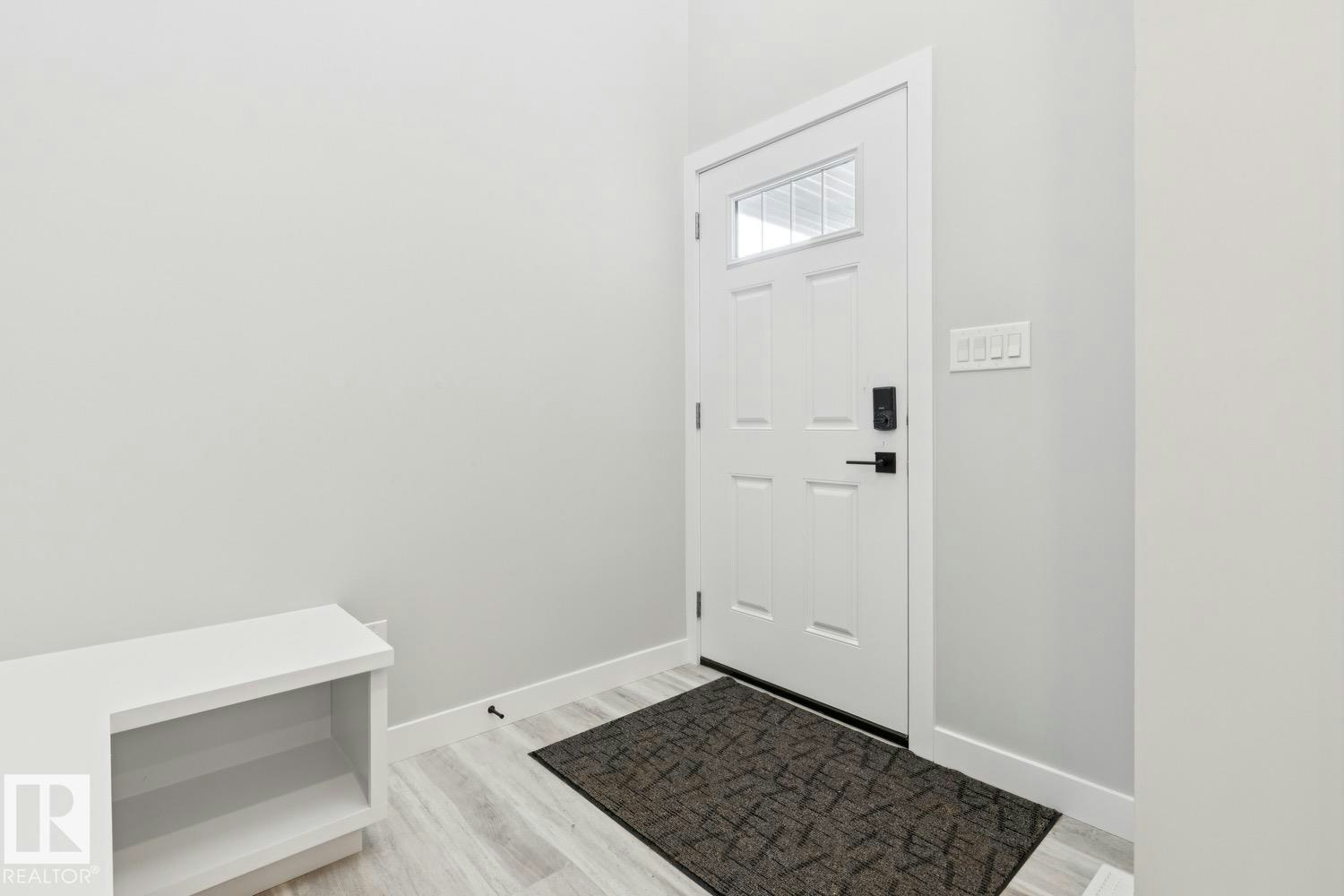 36 Maple Crescent - 2