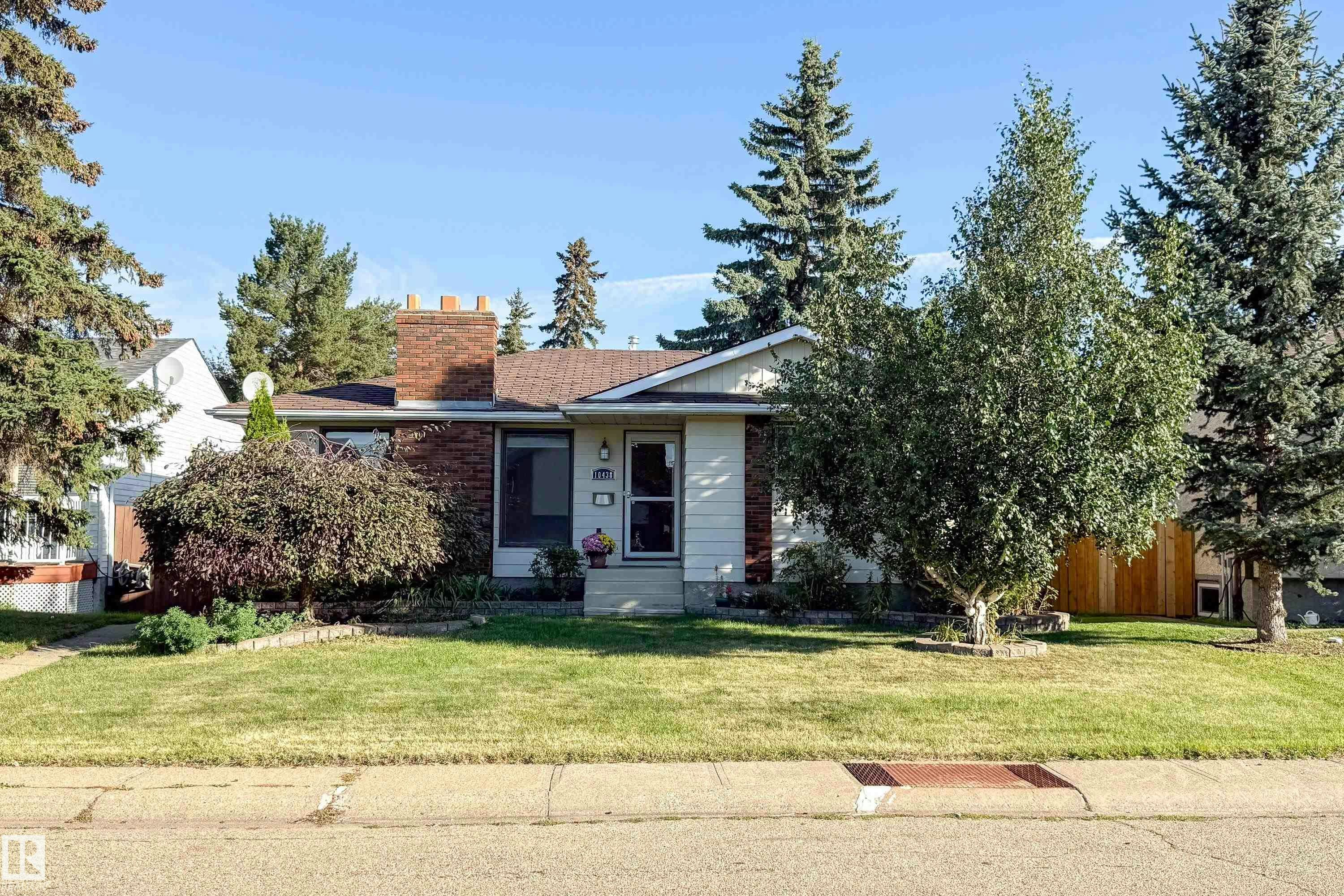 10438 32a Avenue, Edmonton, AB, T6J 4H9