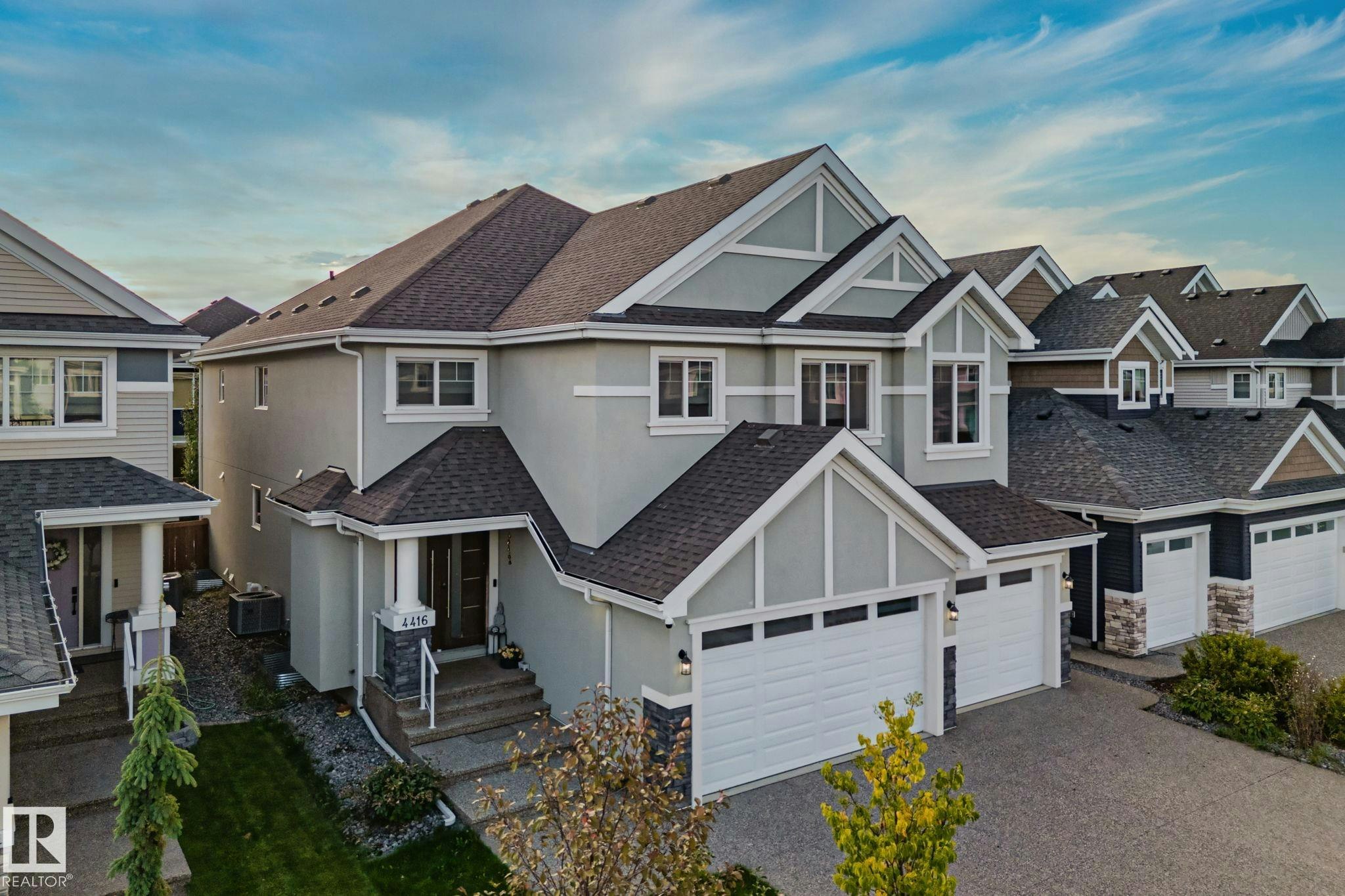 4416 Suzanna Crescent SW - 2